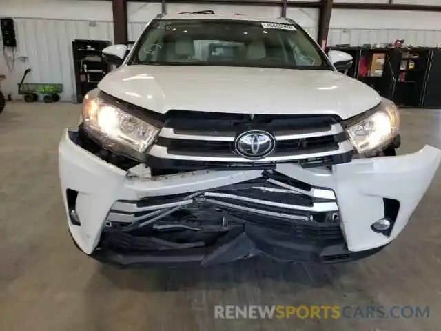 9 Photograph of a damaged car 5TDKZRFH6KS359630 TOYOTA HIGHLANDER 2019