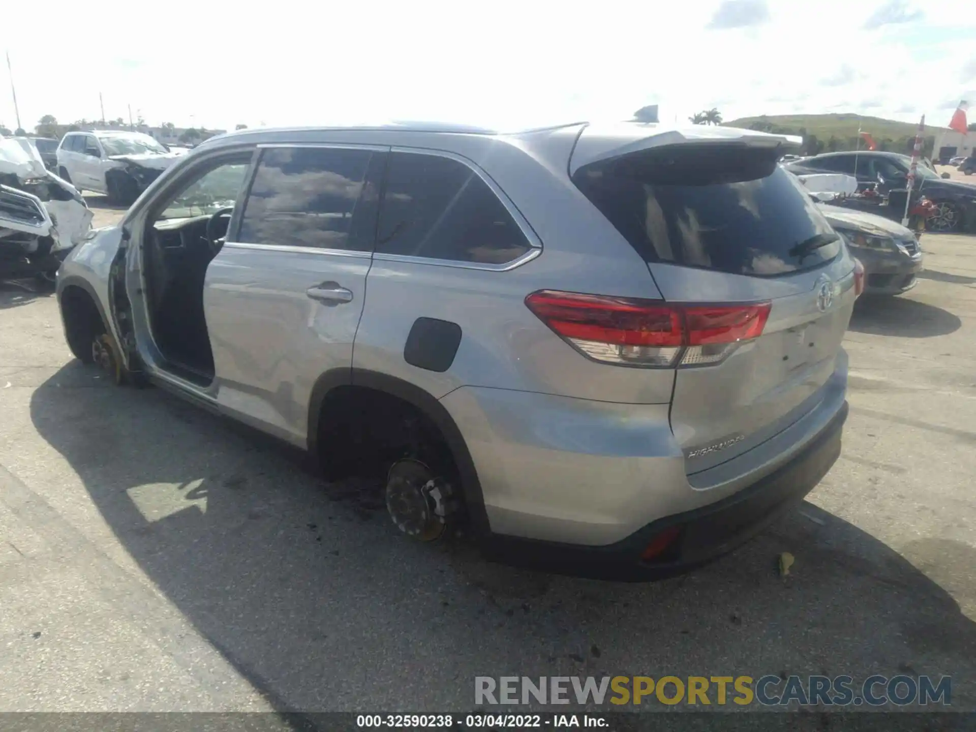 3 Фотография поврежденного автомобиля 5TDKZRFH6KS370370 TOYOTA HIGHLANDER 2019