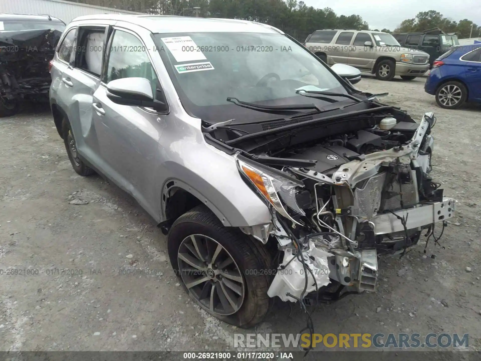 1 Photograph of a damaged car 5TDKZRFH6KS560248 TOYOTA HIGHLANDER 2019