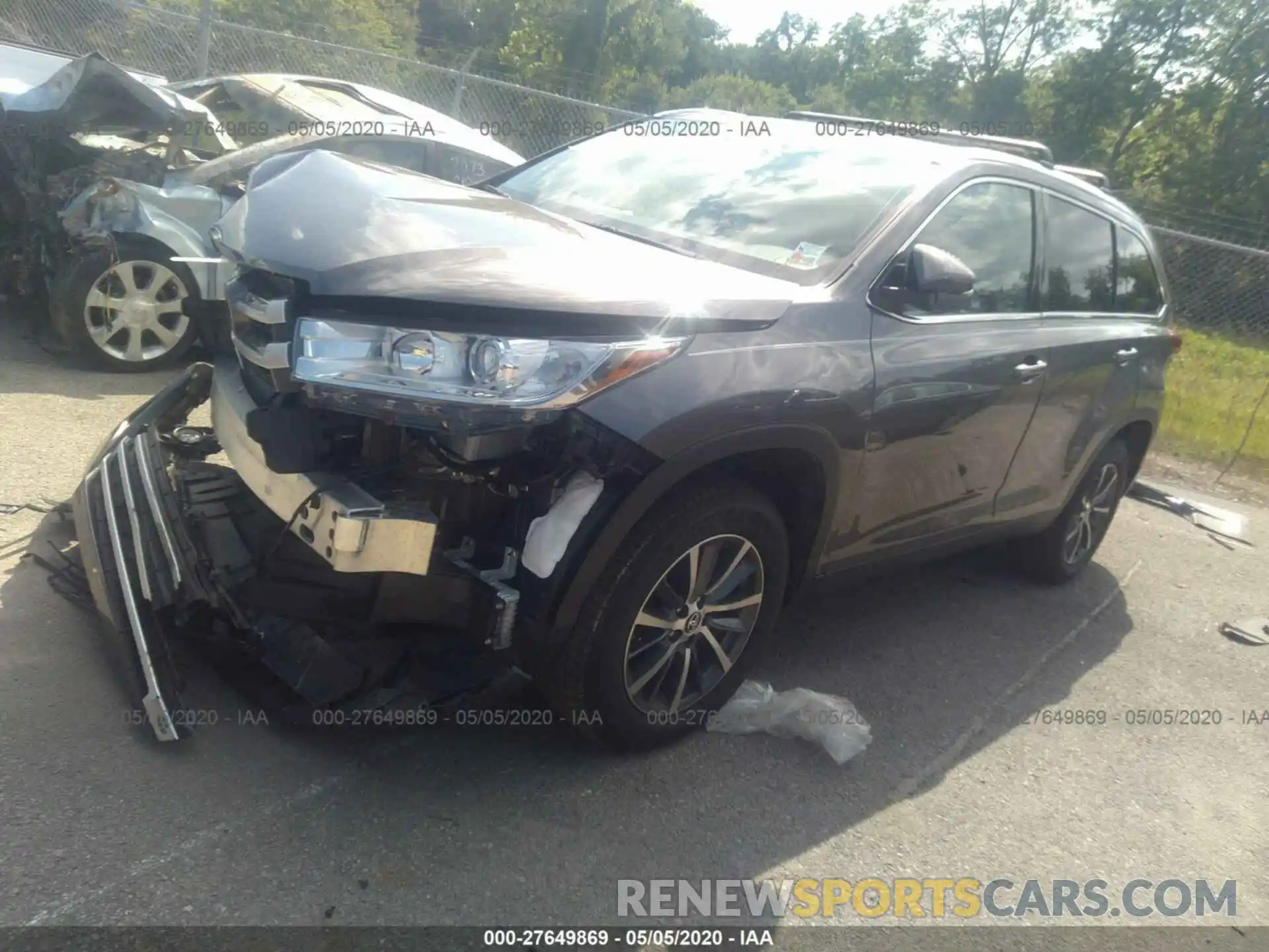 2 Photograph of a damaged car 5TDKZRFH6KS569631 TOYOTA HIGHLANDER 2019