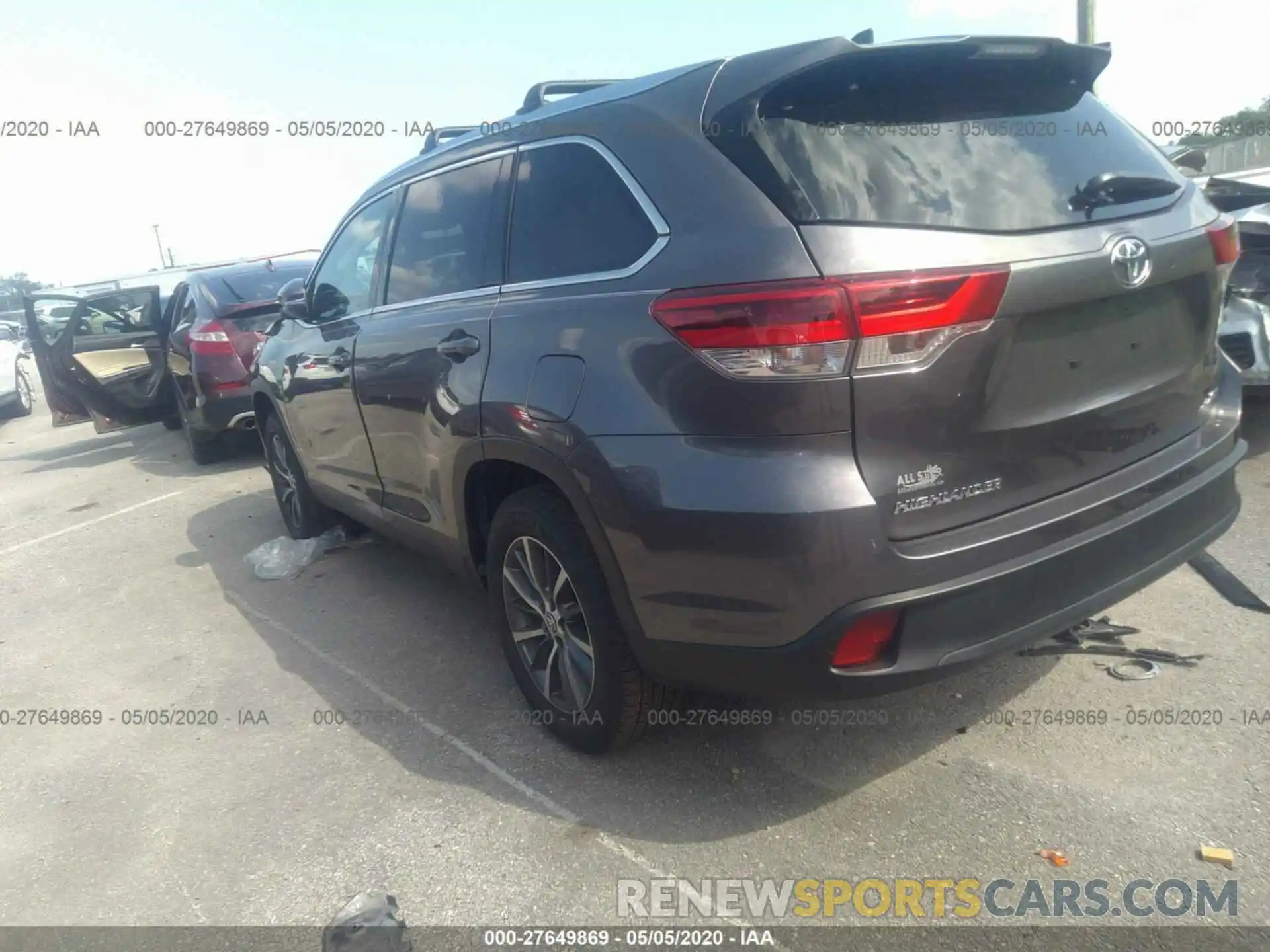 3 Photograph of a damaged car 5TDKZRFH6KS569631 TOYOTA HIGHLANDER 2019