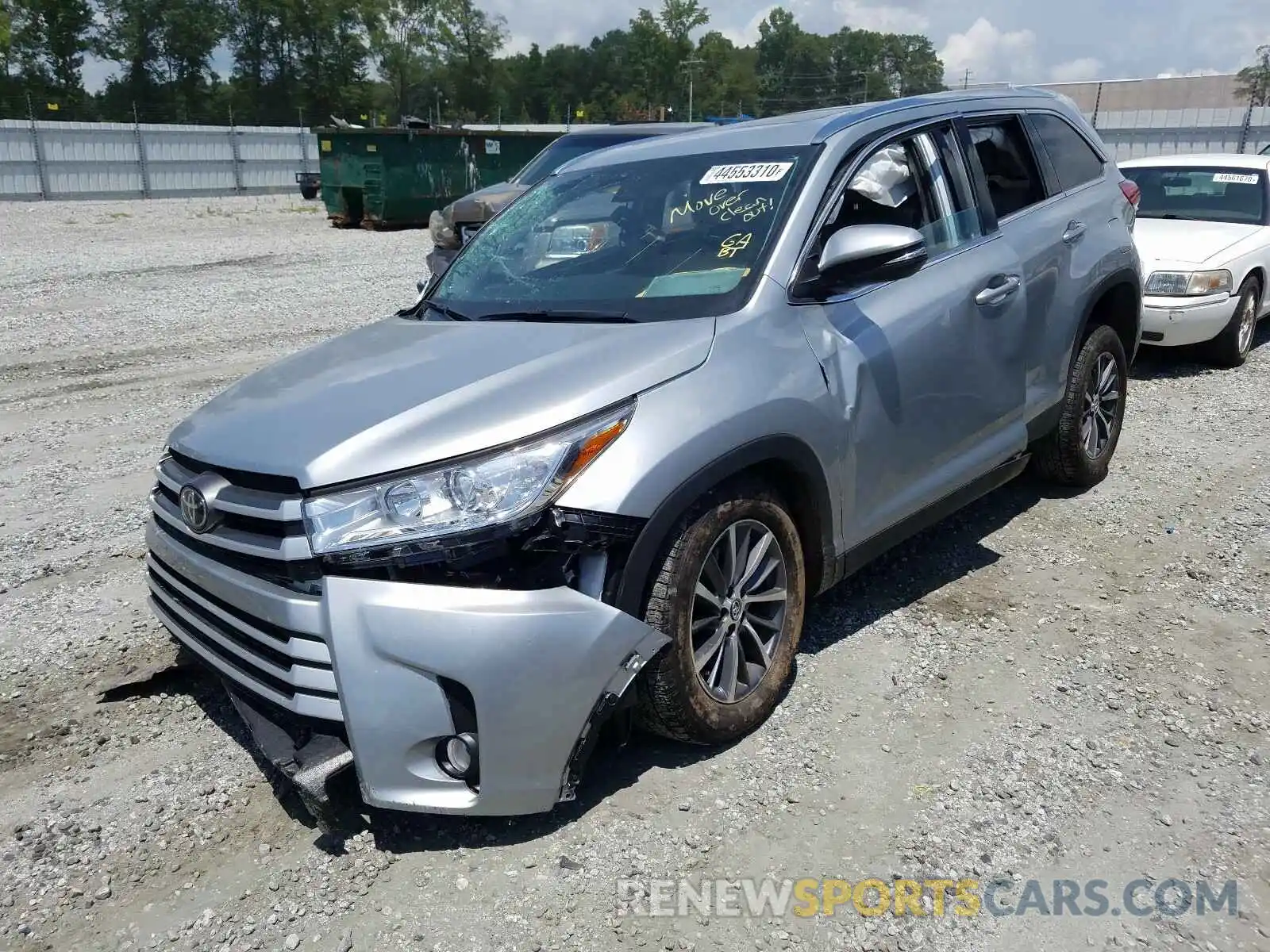 2 Photograph of a damaged car 5TDKZRFH6KS571203 TOYOTA HIGHLANDER 2019