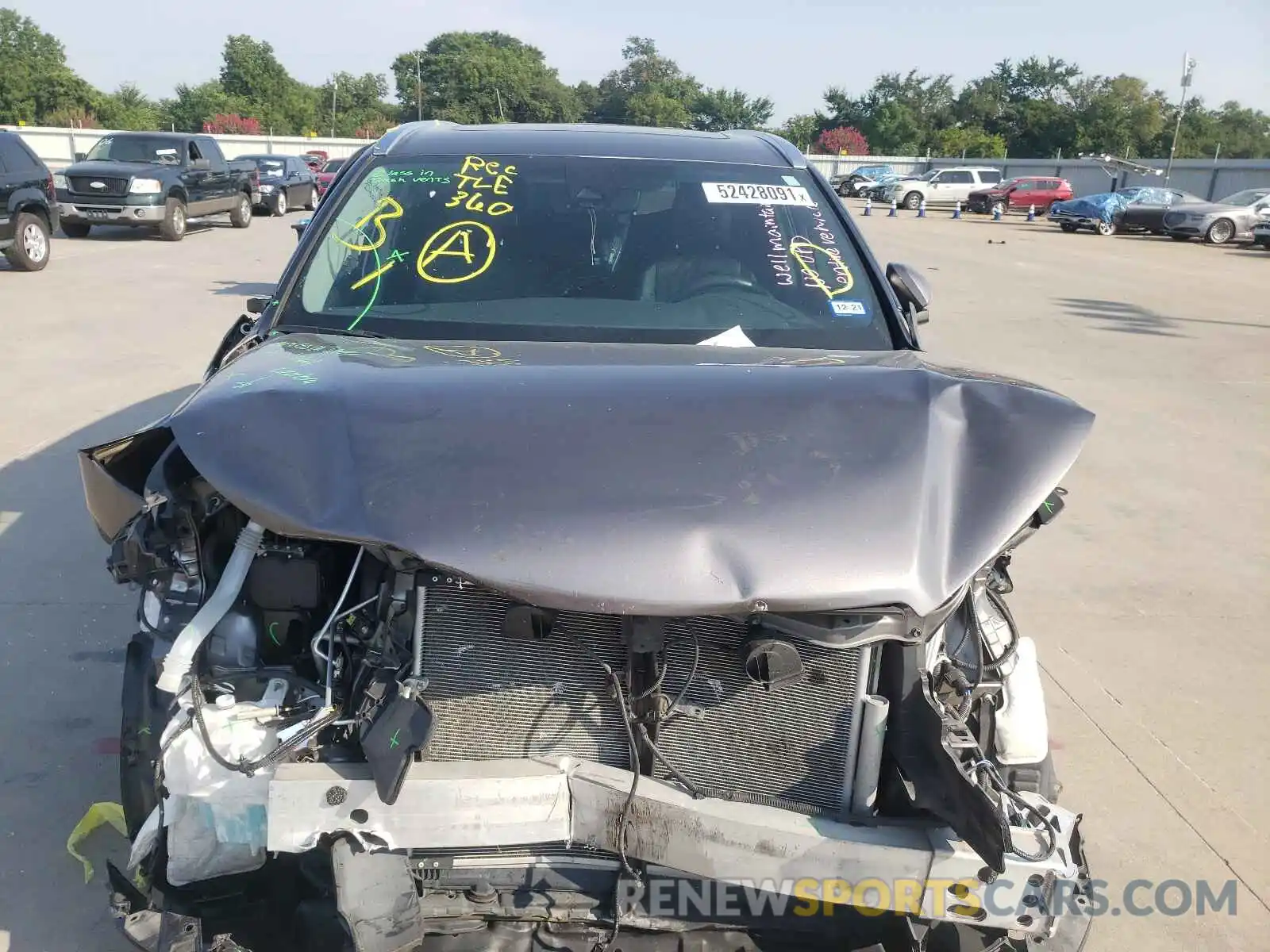 7 Photograph of a damaged car 5TDKZRFH6KS572349 TOYOTA HIGHLANDER 2019