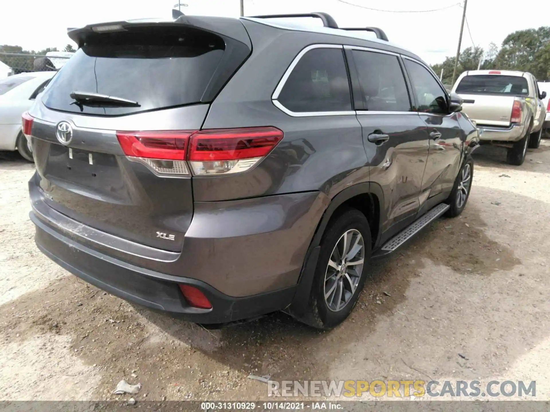 4 Фотография поврежденного автомобиля 5TDKZRFH6KS572514 TOYOTA HIGHLANDER 2019