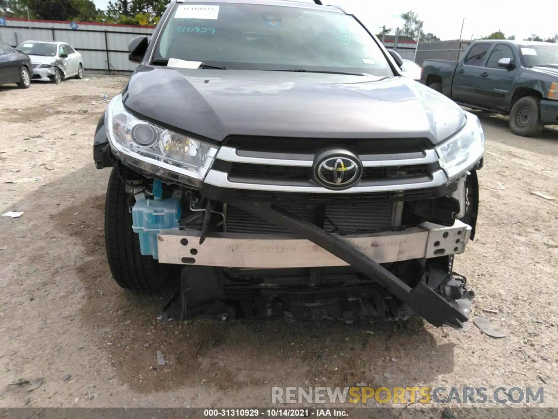 6 Photograph of a damaged car 5TDKZRFH6KS572514 TOYOTA HIGHLANDER 2019