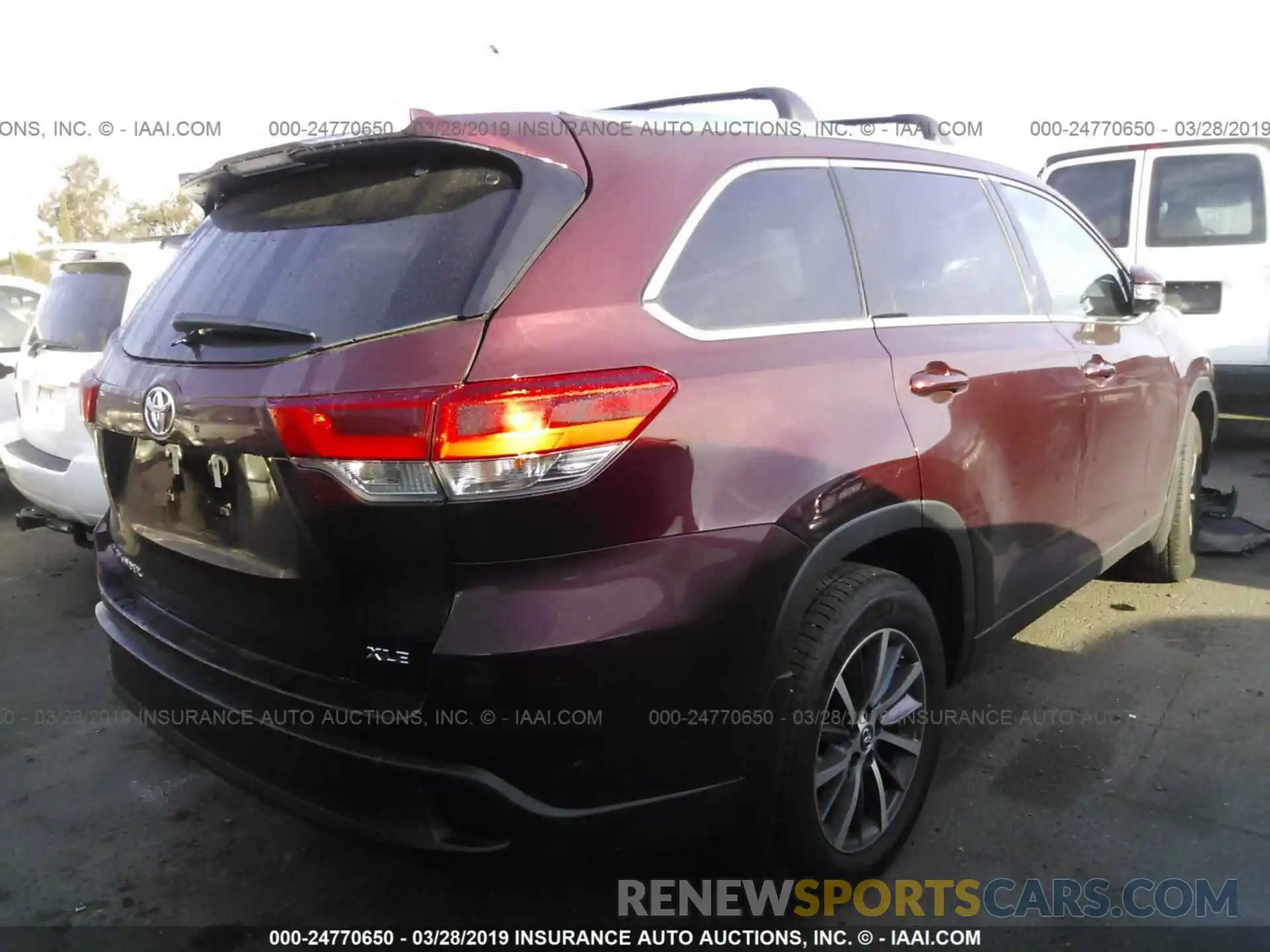 4 Фотография поврежденного автомобиля 5TDKZRFH7KS295369 TOYOTA HIGHLANDER 2019