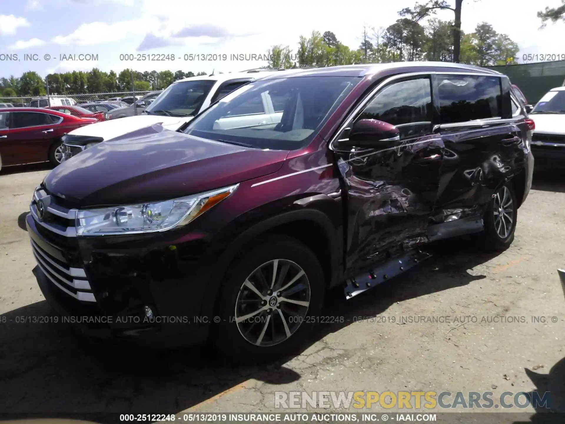 2 Photograph of a damaged car 5TDKZRFH7KS313076 TOYOTA HIGHLANDER 2019