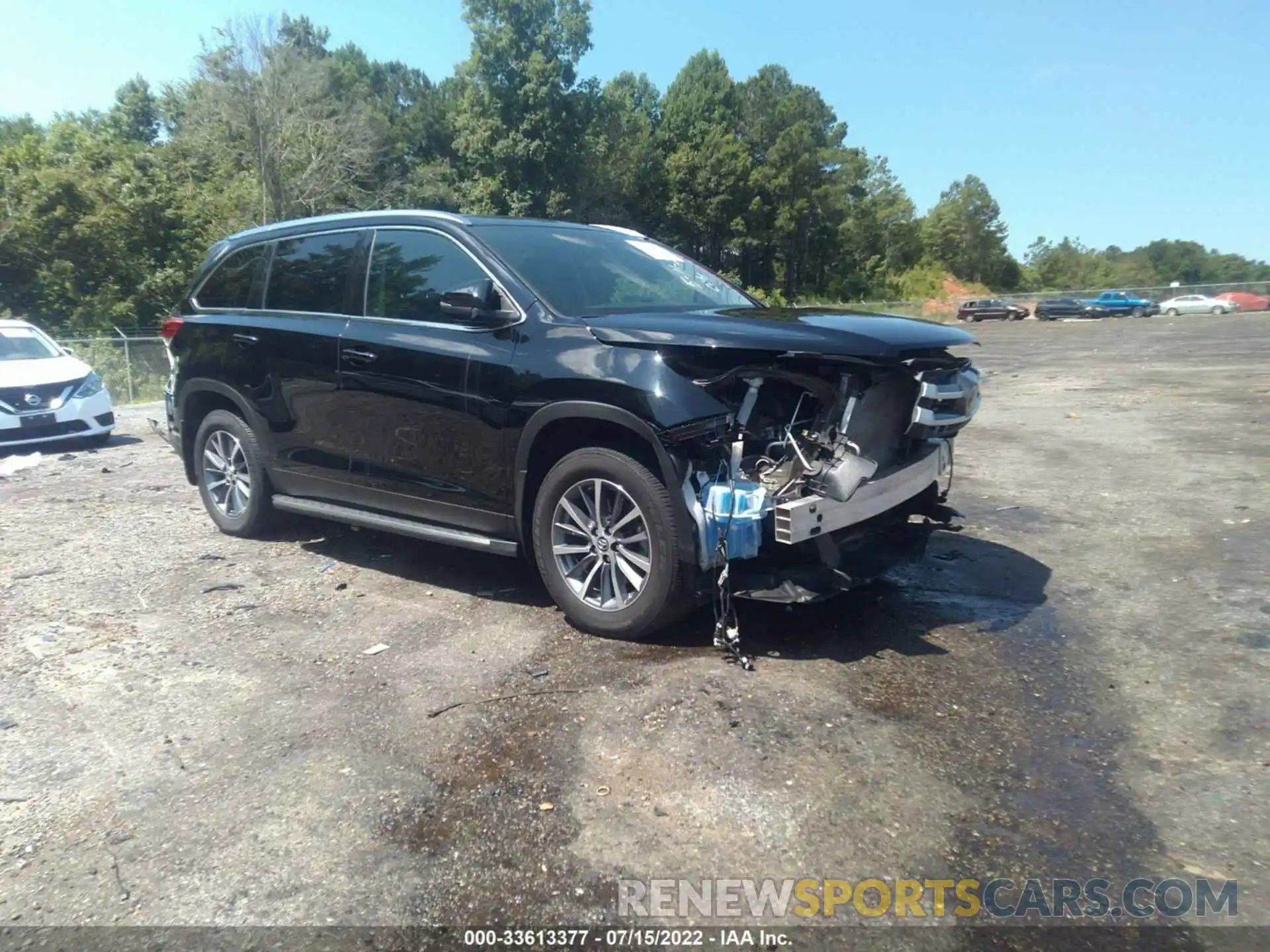 1 Photograph of a damaged car 5TDKZRFH7KS327592 TOYOTA HIGHLANDER 2019