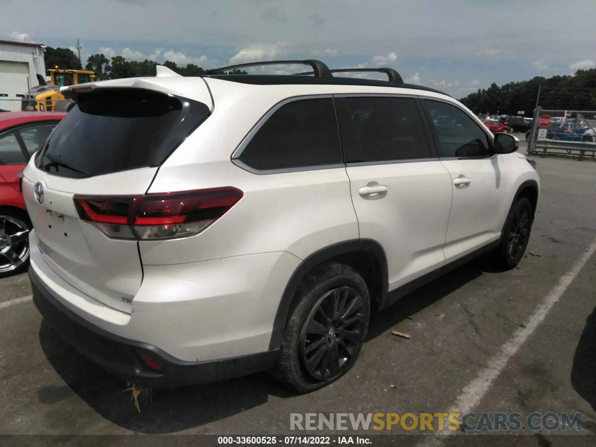 4 Фотография поврежденного автомобиля 5TDKZRFH7KS346983 TOYOTA HIGHLANDER 2019