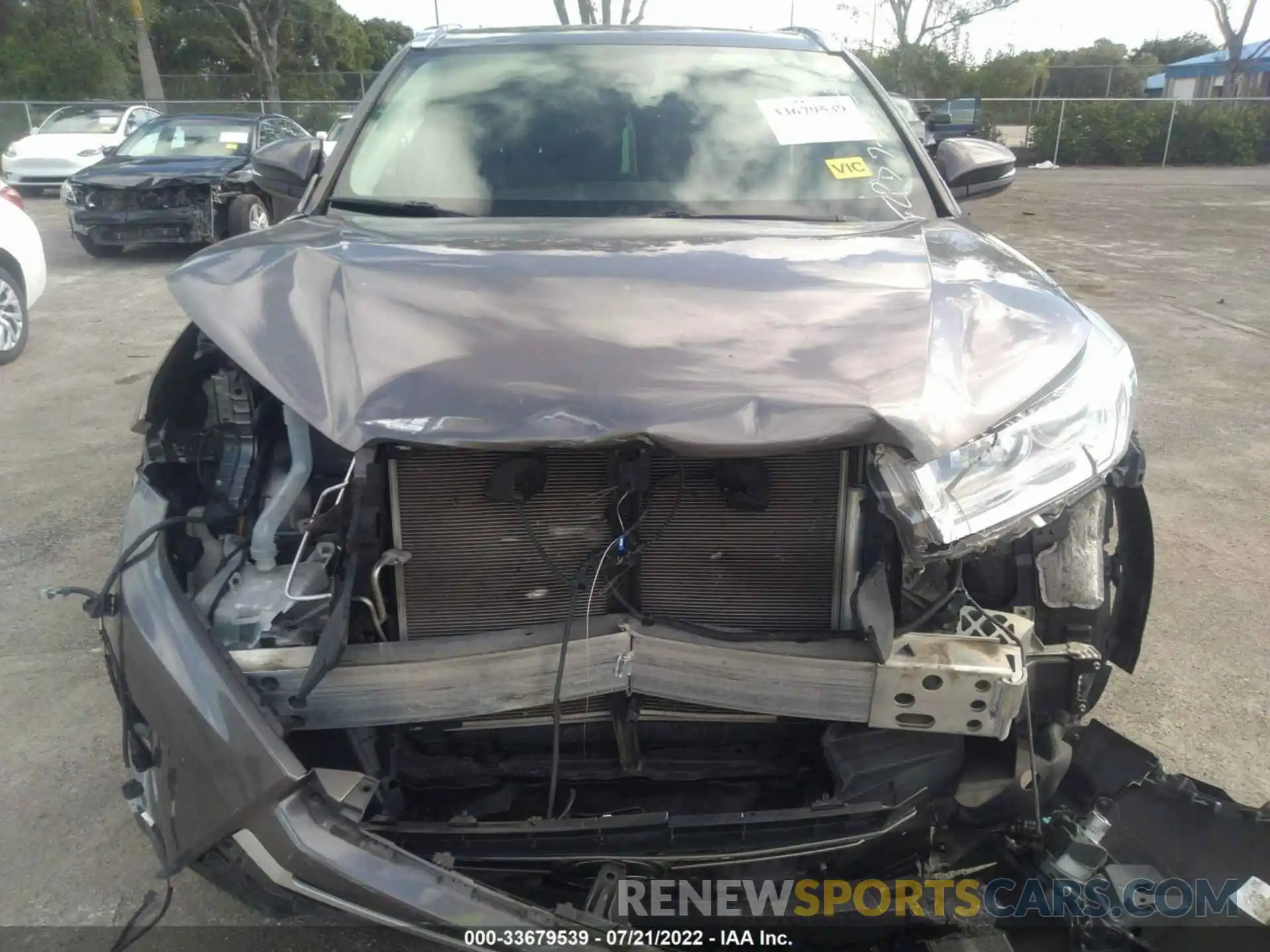 6 Photograph of a damaged car 5TDKZRFH7KS553065 TOYOTA HIGHLANDER 2019