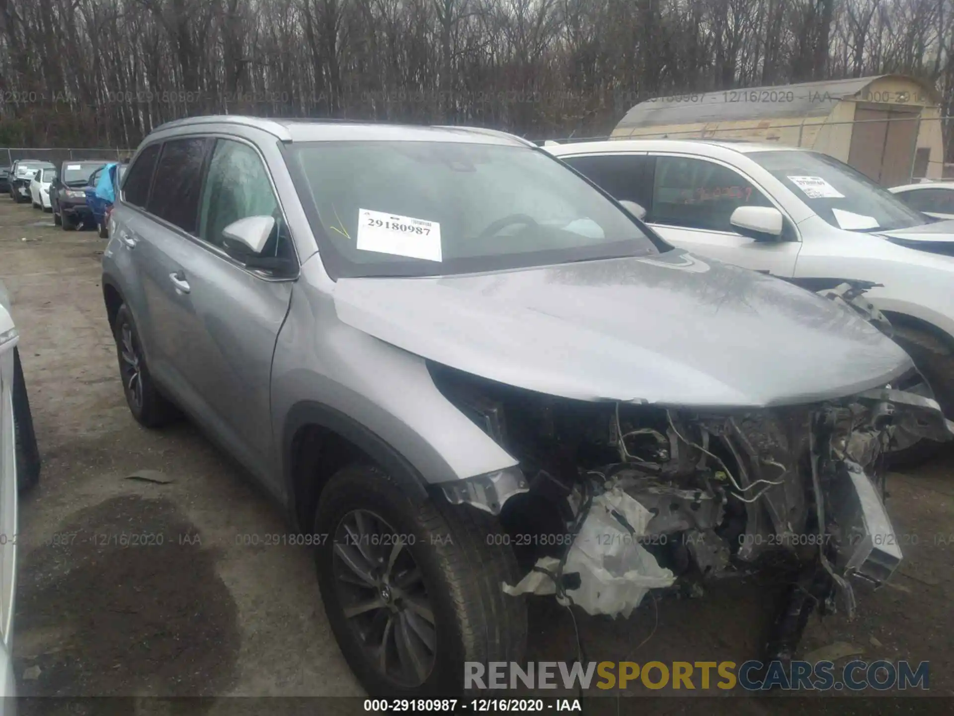 1 Photograph of a damaged car 5TDKZRFH7KS557844 TOYOTA HIGHLANDER 2019