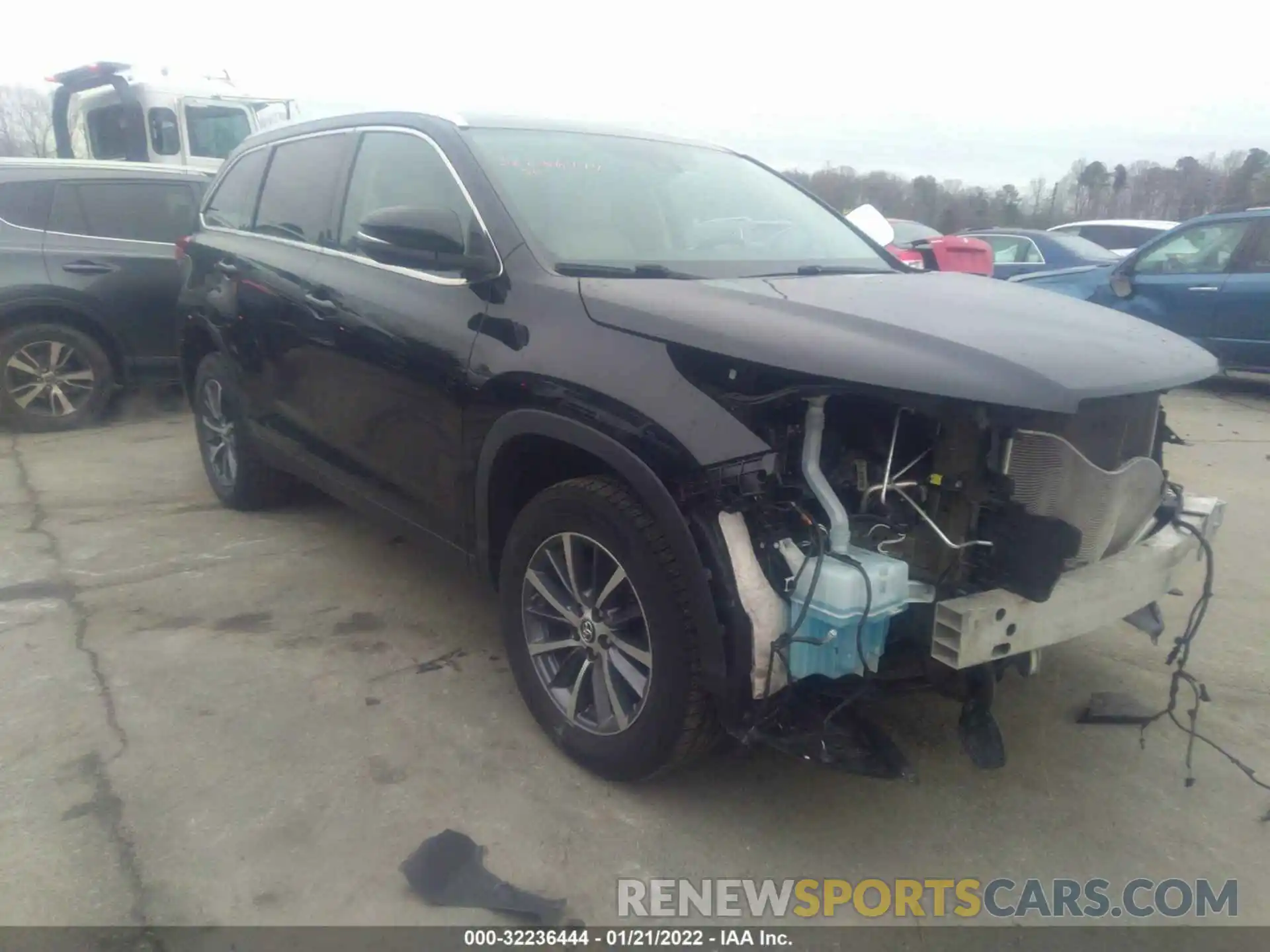 1 Photograph of a damaged car 5TDKZRFH7KS560596 TOYOTA HIGHLANDER 2019