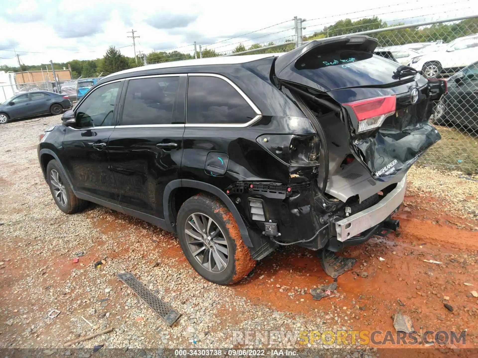 3 Фотография поврежденного автомобиля 5TDKZRFH7KS567757 TOYOTA HIGHLANDER 2019