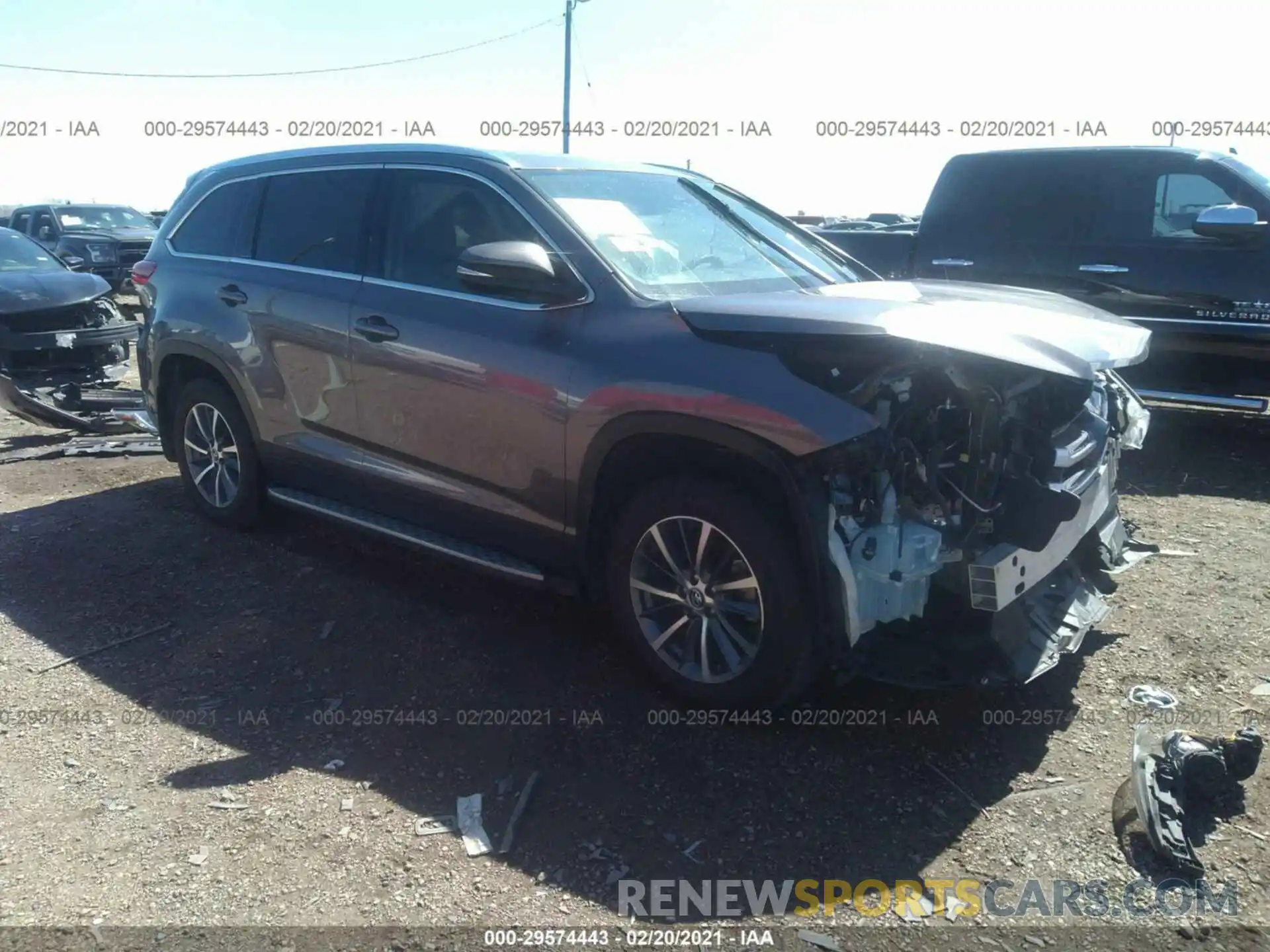 1 Photograph of a damaged car 5TDKZRFH7KS570254 TOYOTA HIGHLANDER 2019