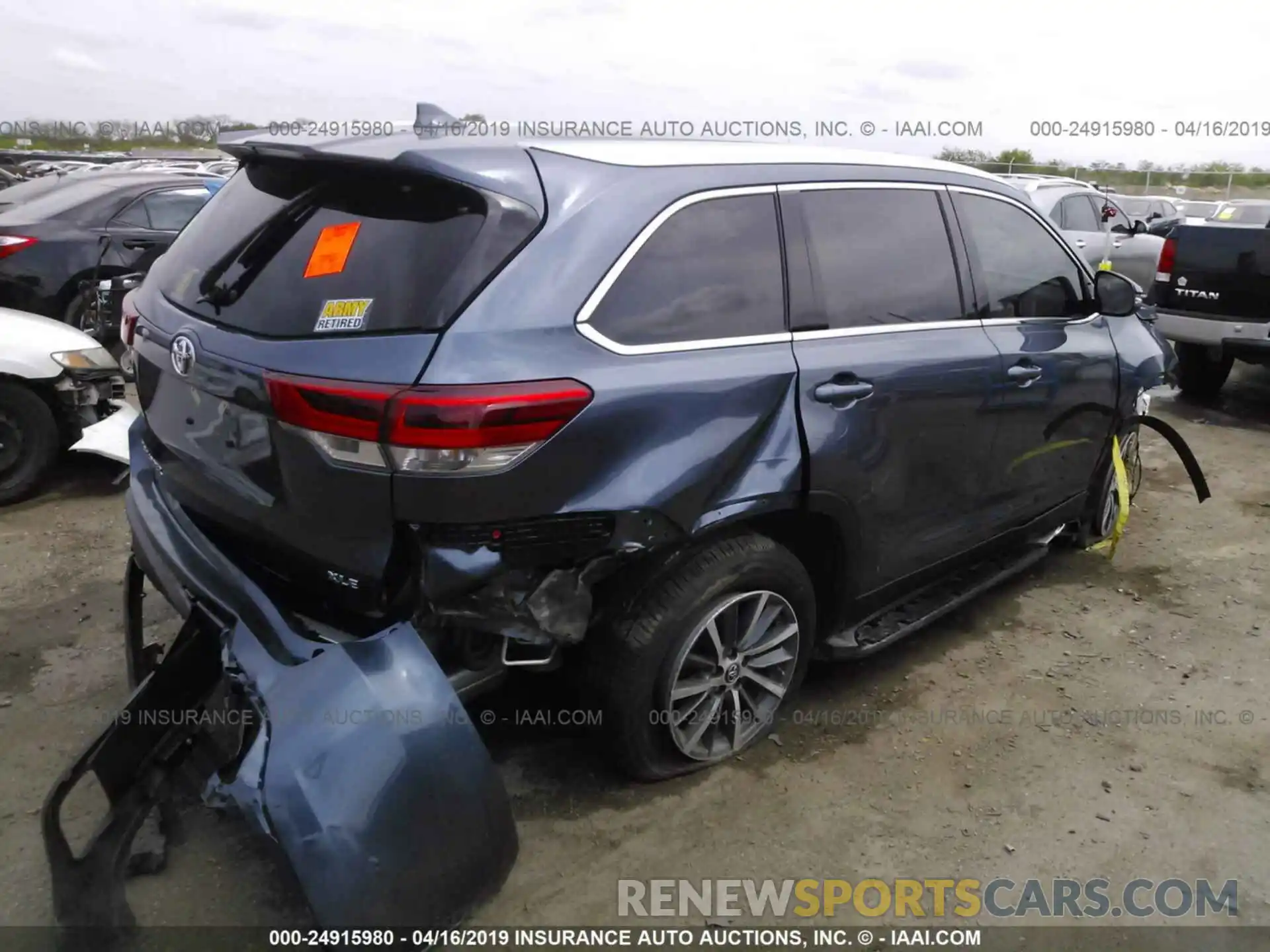 4 Фотография поврежденного автомобиля 5TDKZRFH8KS294683 TOYOTA HIGHLANDER 2019