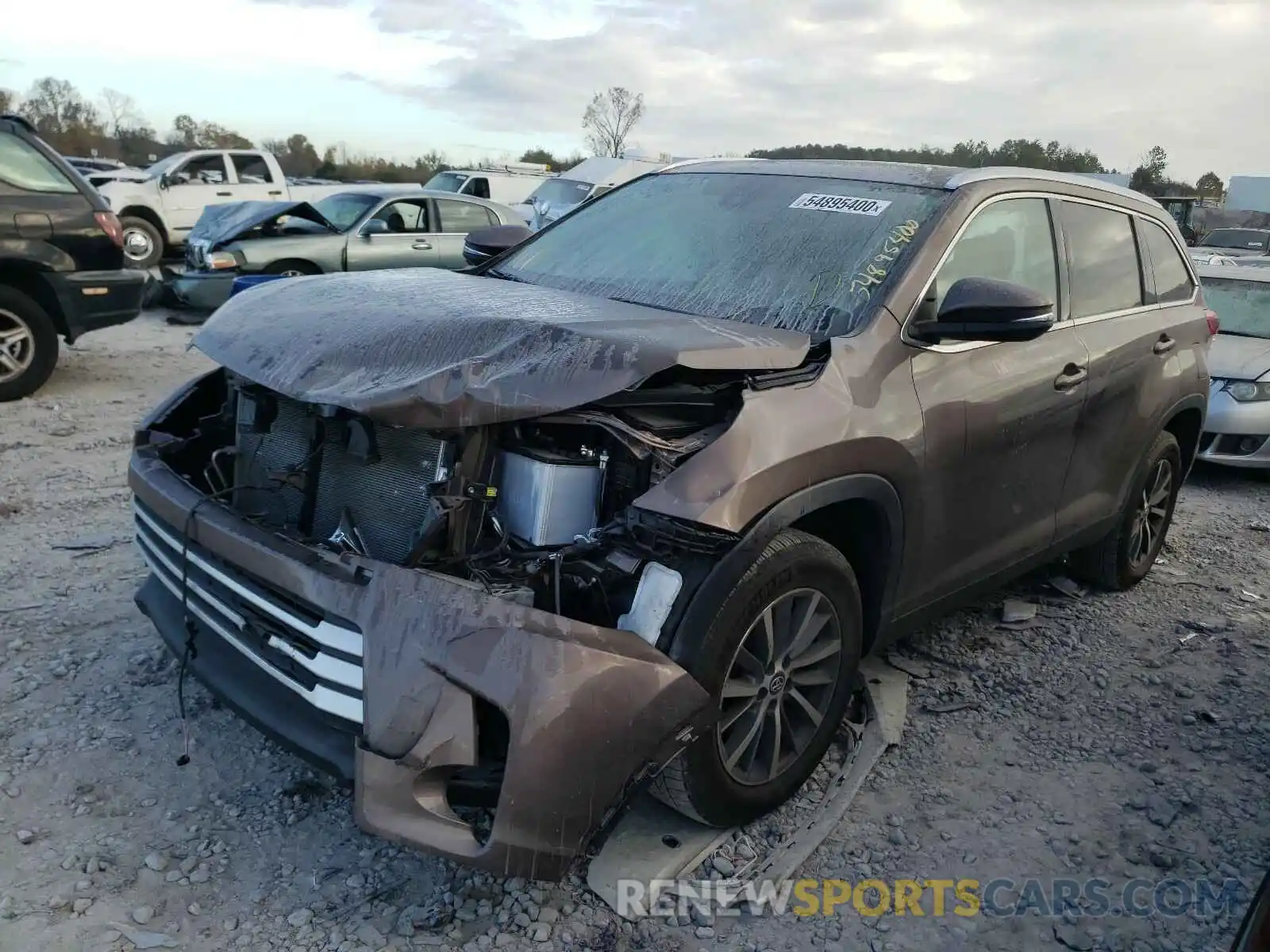 2 Photograph of a damaged car 5TDKZRFH8KS314950 TOYOTA HIGHLANDER 2019