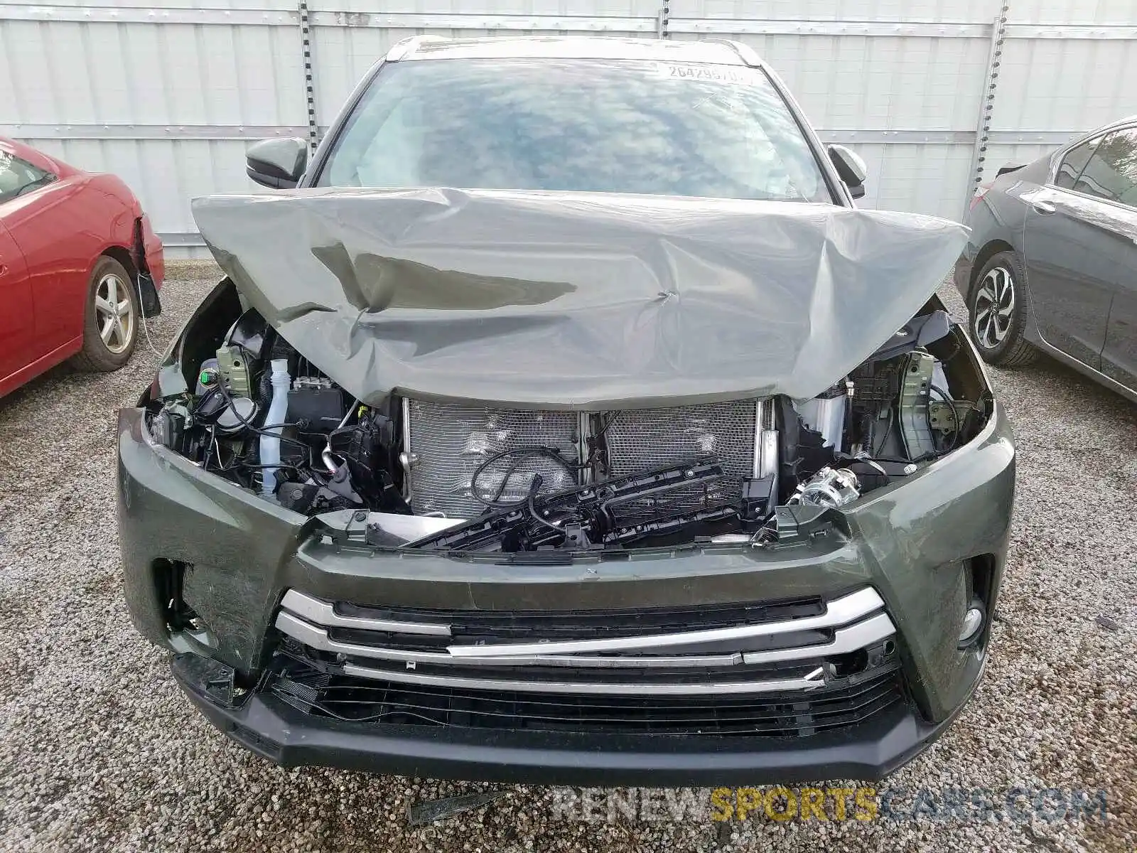 7 Photograph of a damaged car 5TDKZRFH8KS315807 TOYOTA HIGHLANDER 2019