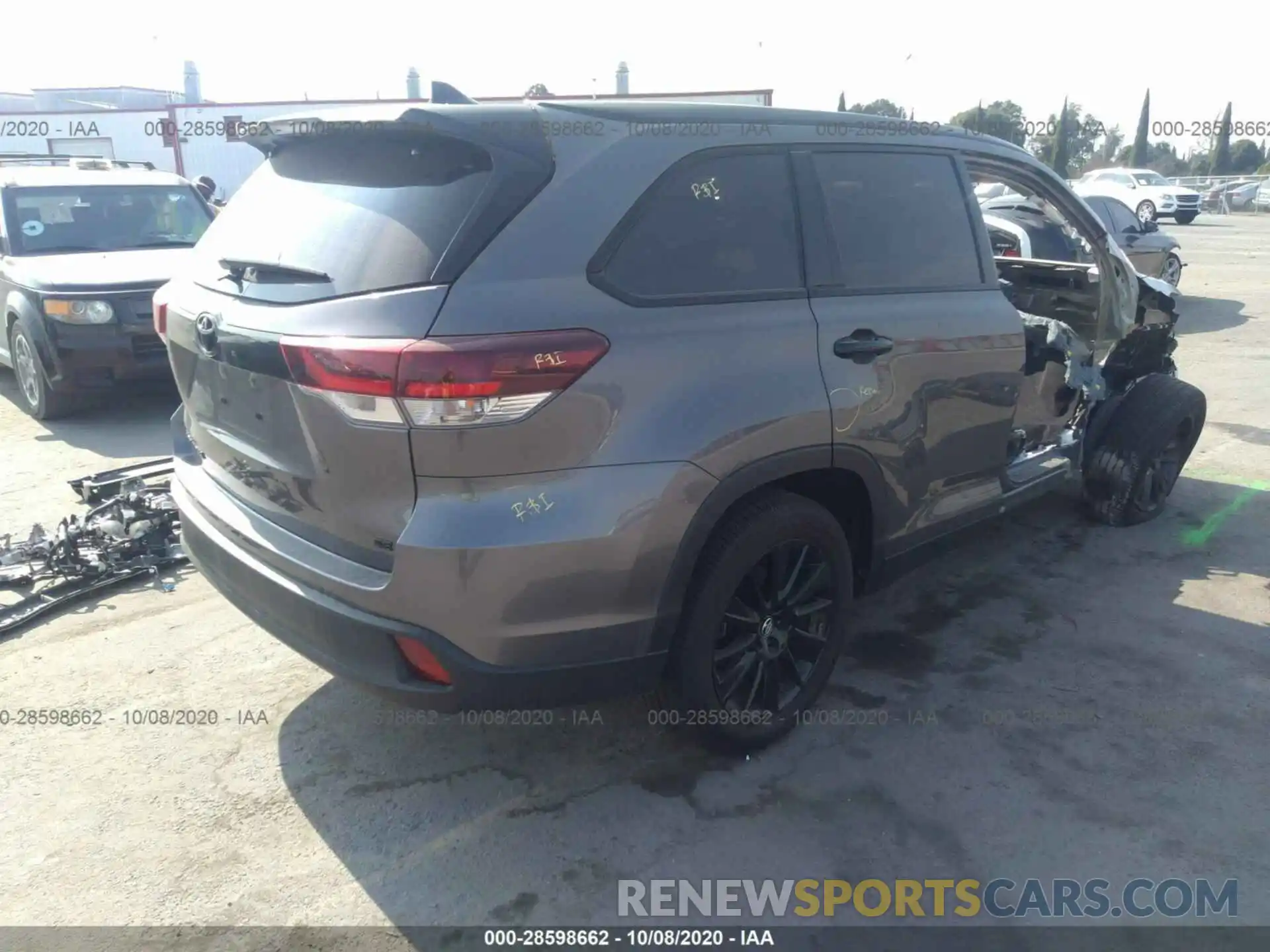 4 Фотография поврежденного автомобиля 5TDKZRFH8KS321980 TOYOTA HIGHLANDER 2019