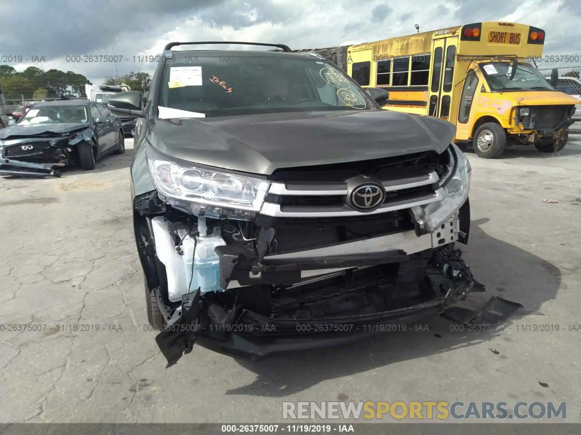 6 Photograph of a damaged car 5TDKZRFH8KS328119 TOYOTA HIGHLANDER 2019