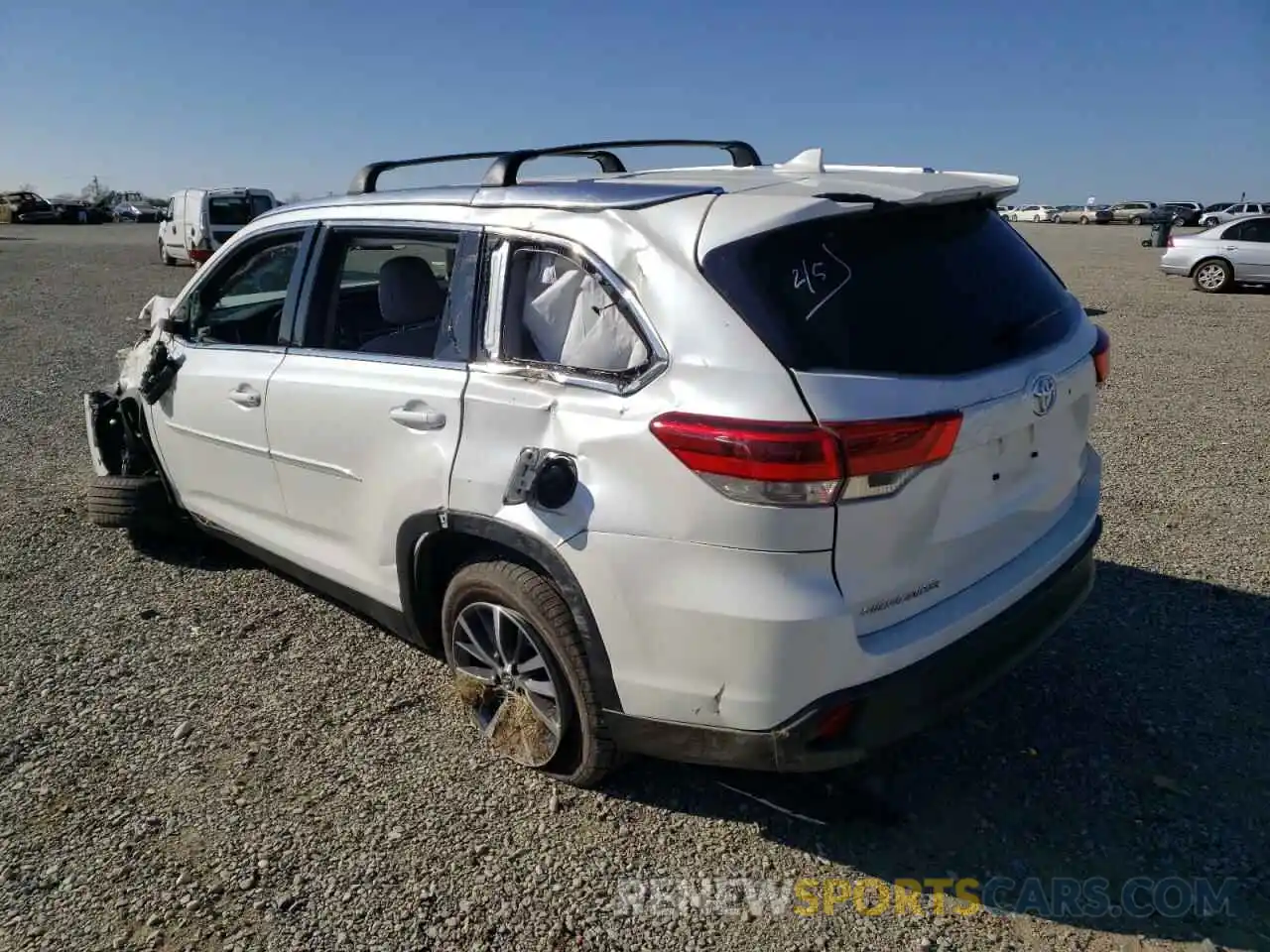 3 Фотография поврежденного автомобиля 5TDKZRFH8KS337418 TOYOTA HIGHLANDER 2019