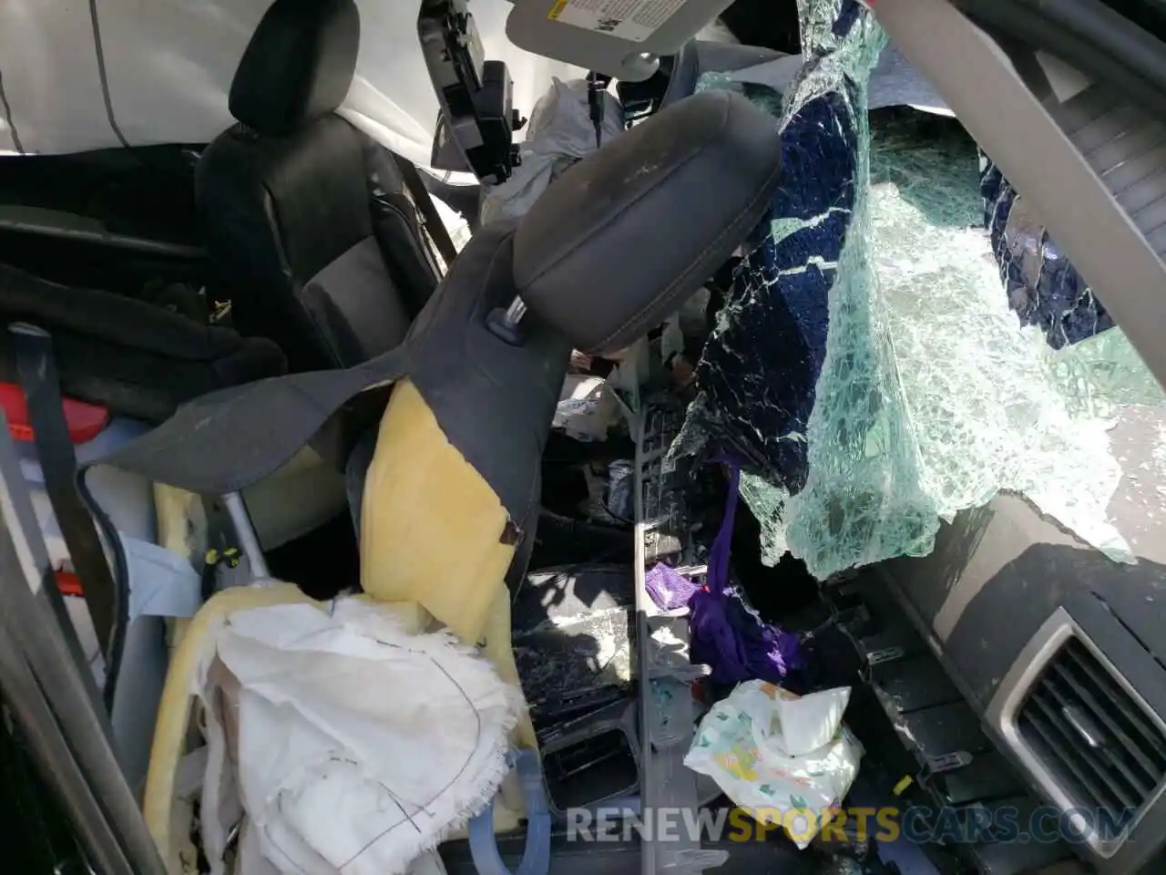 5 Photograph of a damaged car 5TDKZRFH8KS338634 TOYOTA HIGHLANDER 2019