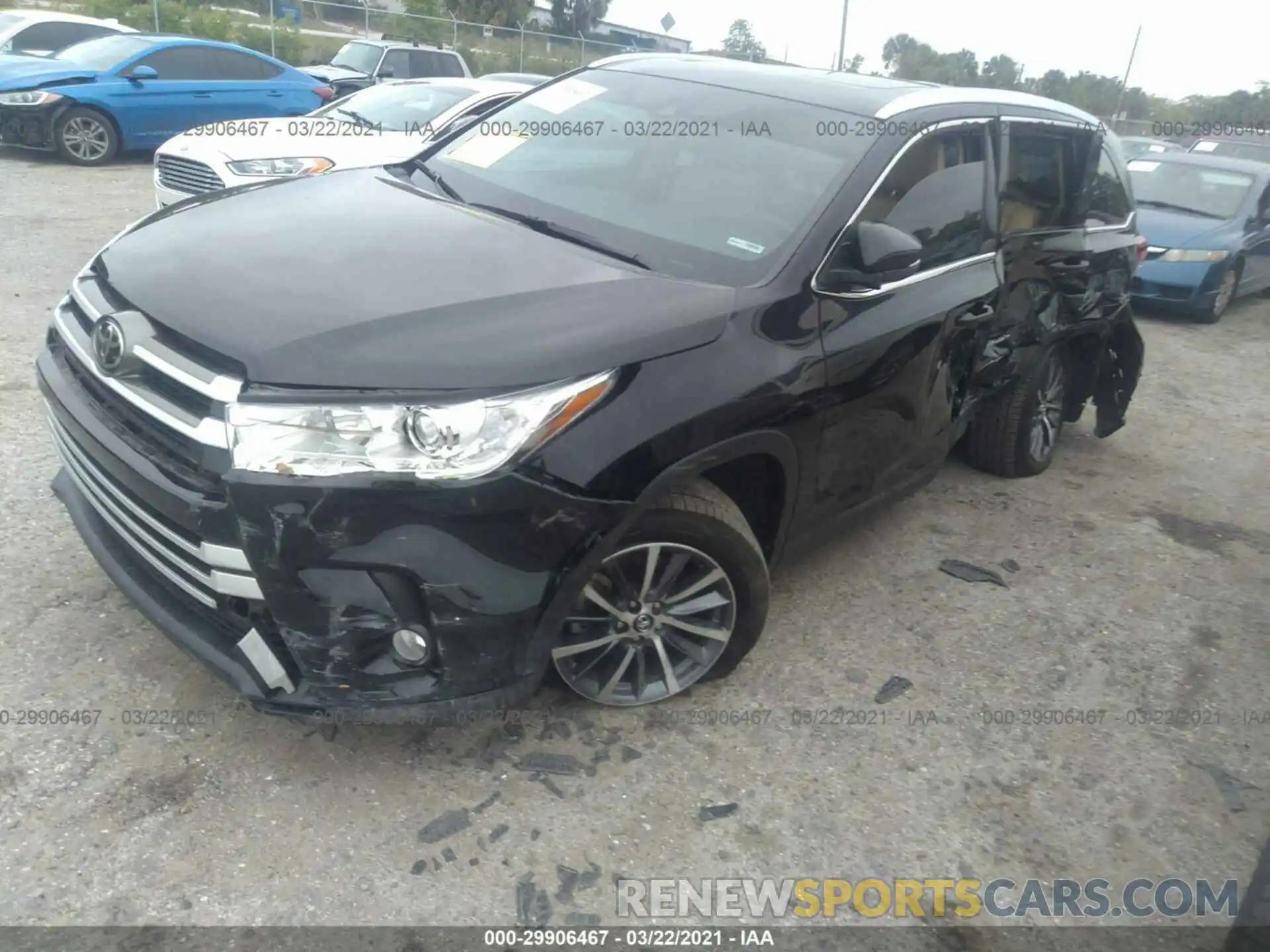 2 Photograph of a damaged car 5TDKZRFH8KS344384 TOYOTA HIGHLANDER 2019