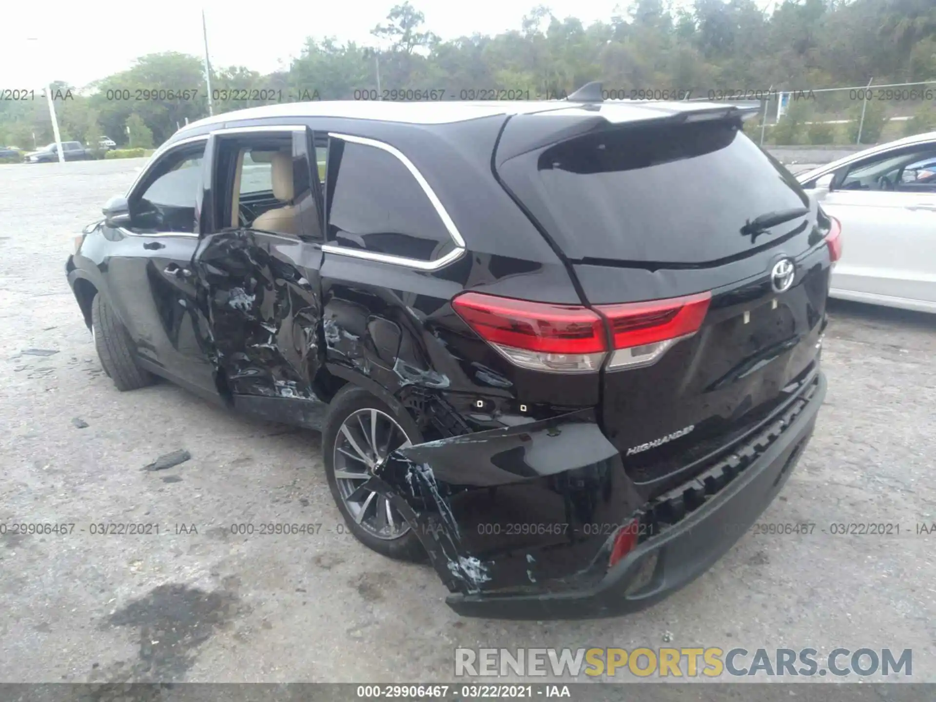 3 Photograph of a damaged car 5TDKZRFH8KS344384 TOYOTA HIGHLANDER 2019