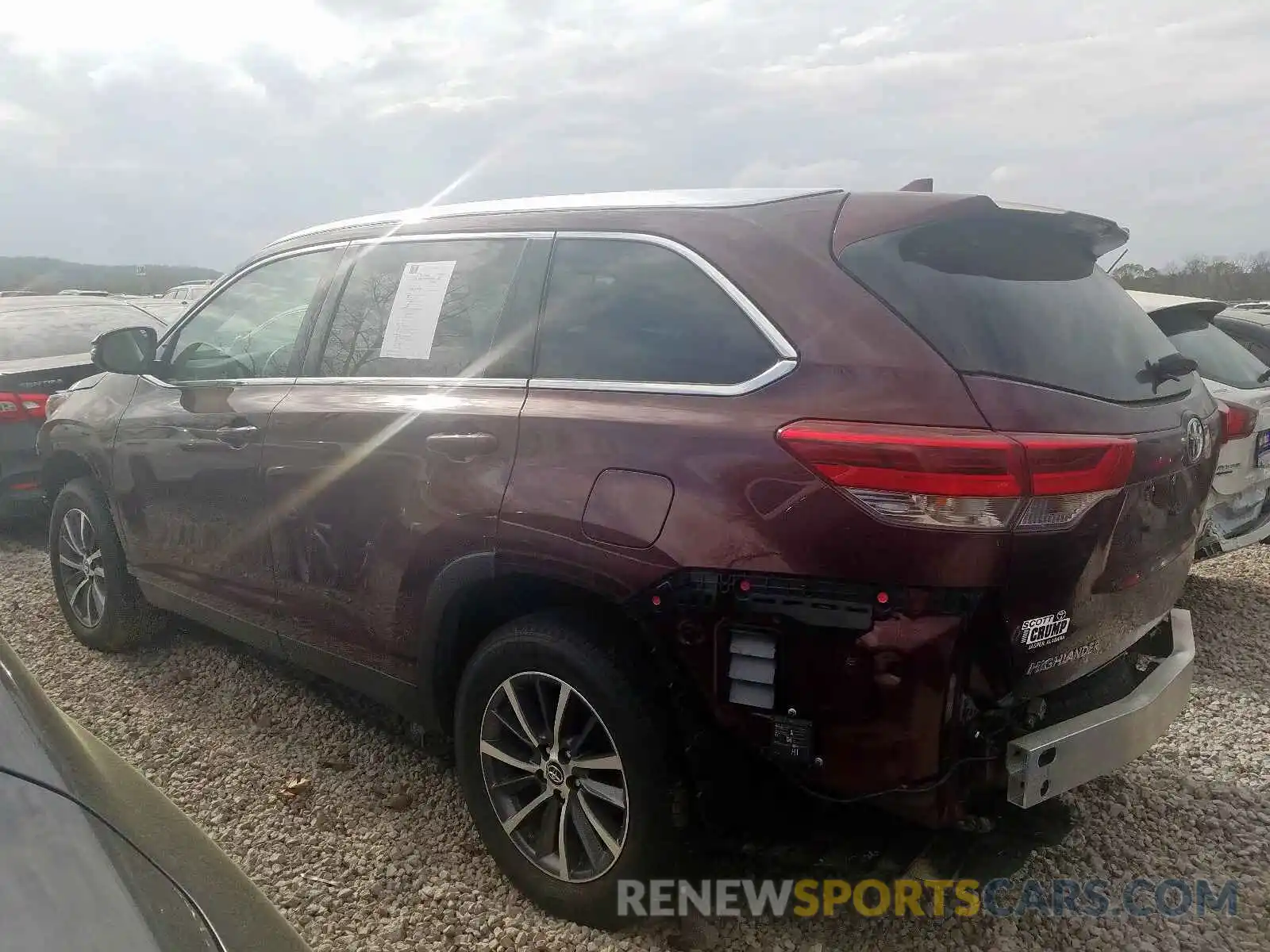 3 Фотография поврежденного автомобиля 5TDKZRFH8KS353506 TOYOTA HIGHLANDER 2019