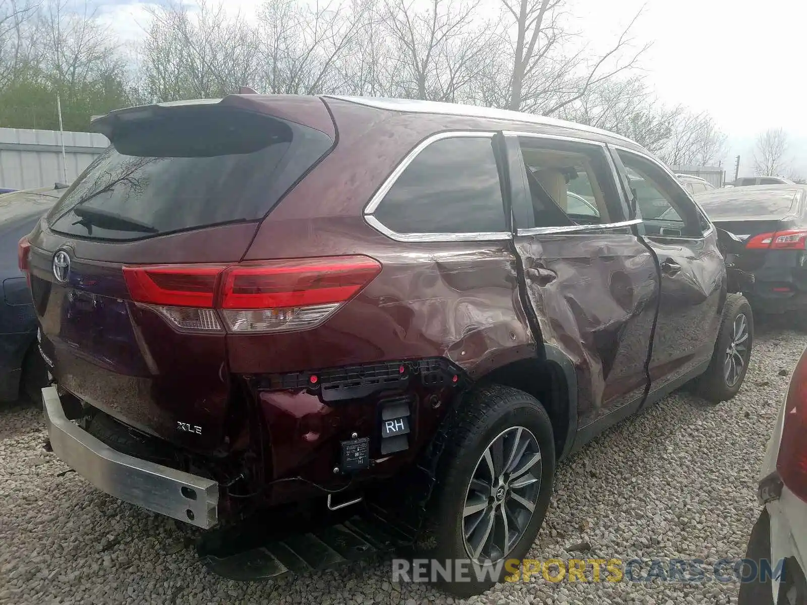 4 Фотография поврежденного автомобиля 5TDKZRFH8KS353506 TOYOTA HIGHLANDER 2019