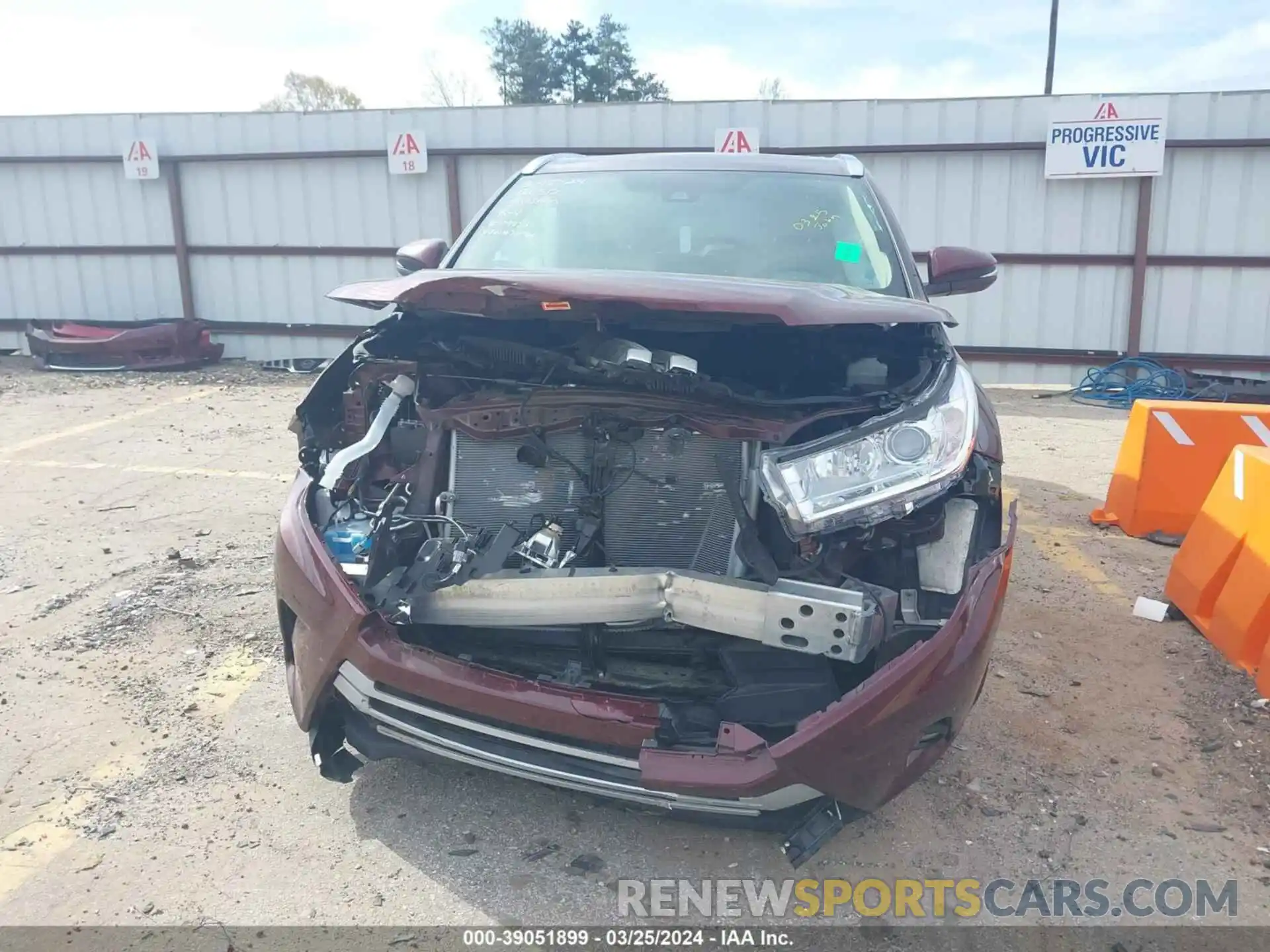 6 Photograph of a damaged car 5TDKZRFH8KS361766 TOYOTA HIGHLANDER 2019