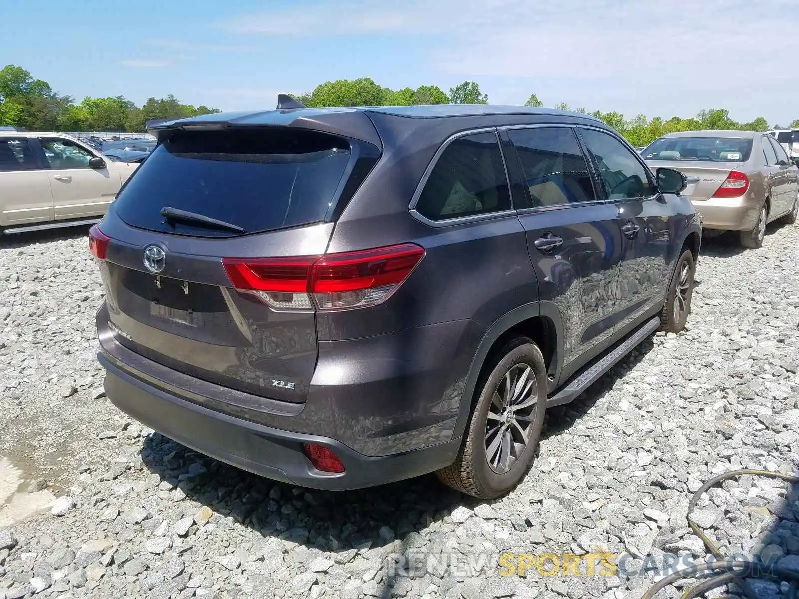 4 Фотография поврежденного автомобиля 5TDKZRFH8KS551230 TOYOTA HIGHLANDER 2019