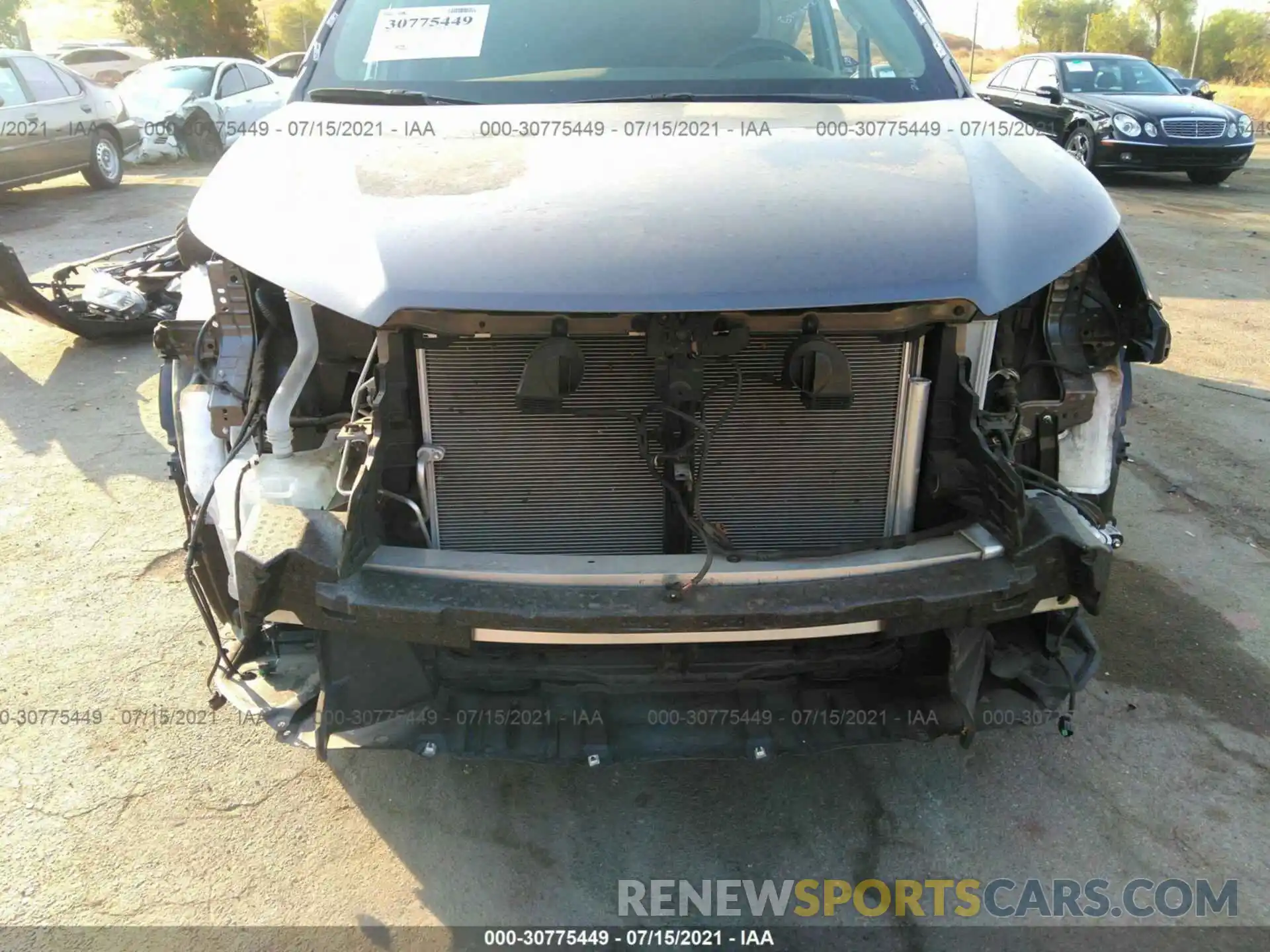 6 Photograph of a damaged car 5TDKZRFH8KS552667 TOYOTA HIGHLANDER 2019