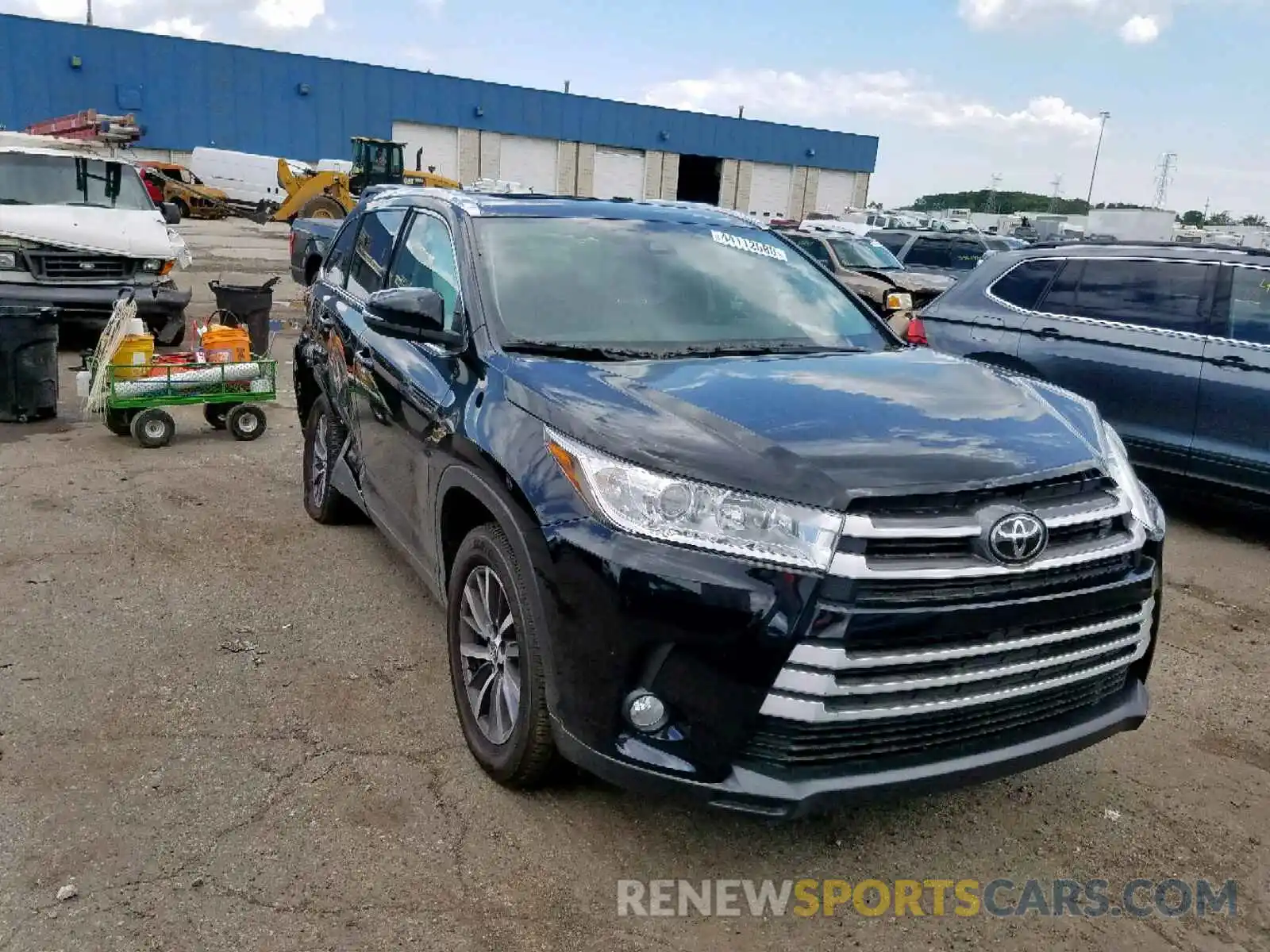 1 Фотография поврежденного автомобиля 5TDKZRFH8KS560784 TOYOTA HIGHLANDER 2019