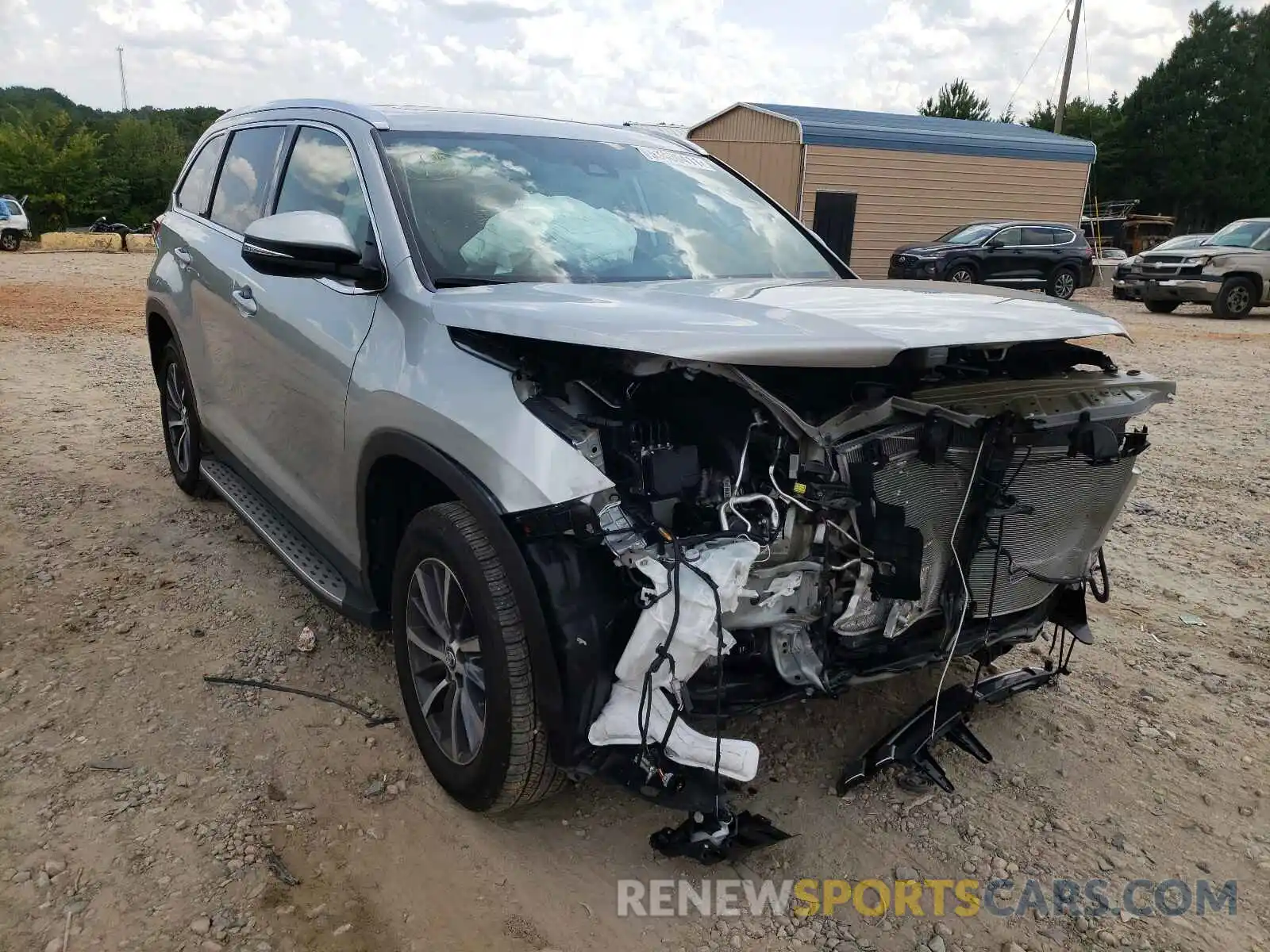 1 Photograph of a damaged car 5TDKZRFH8KS567119 TOYOTA HIGHLANDER 2019