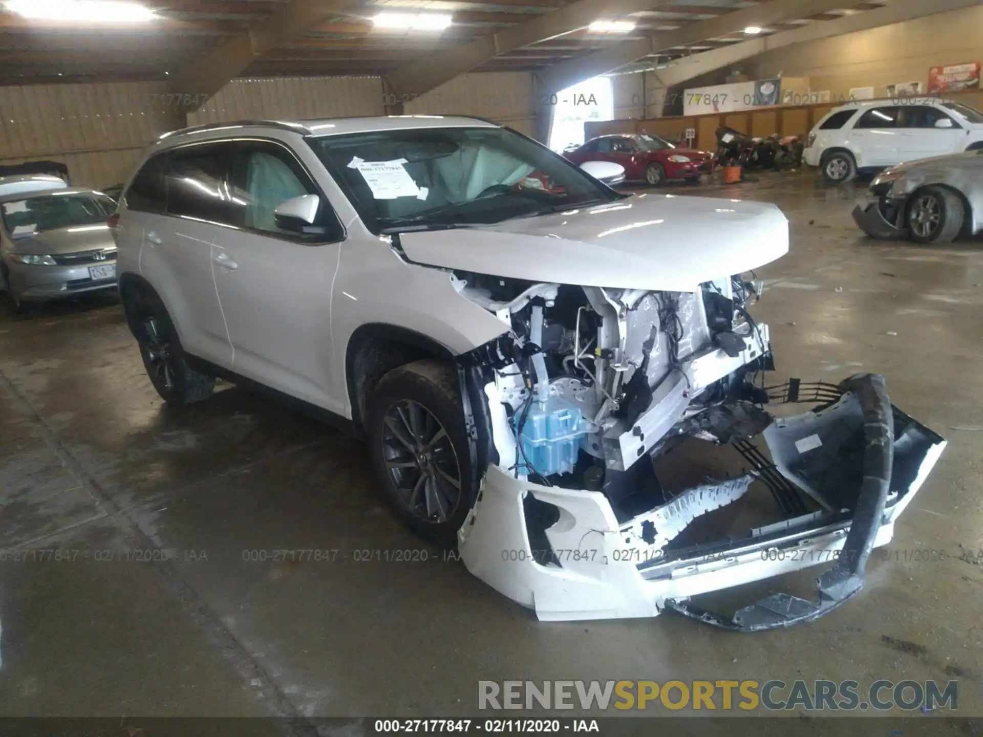 1 Photograph of a damaged car 5TDKZRFH8KS567377 TOYOTA HIGHLANDER 2019