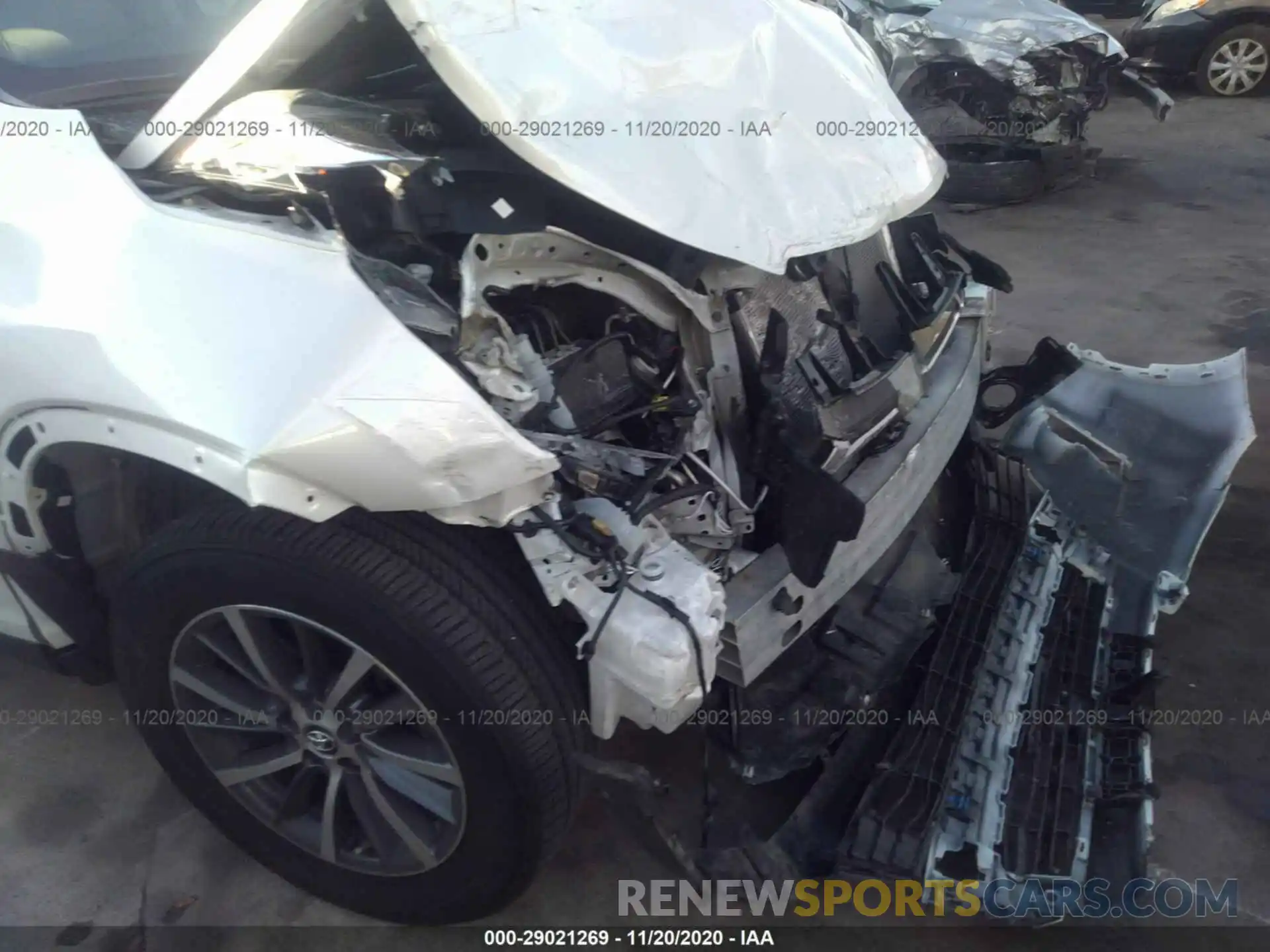 6 Photograph of a damaged car 5TDKZRFH8KS568884 TOYOTA HIGHLANDER 2019