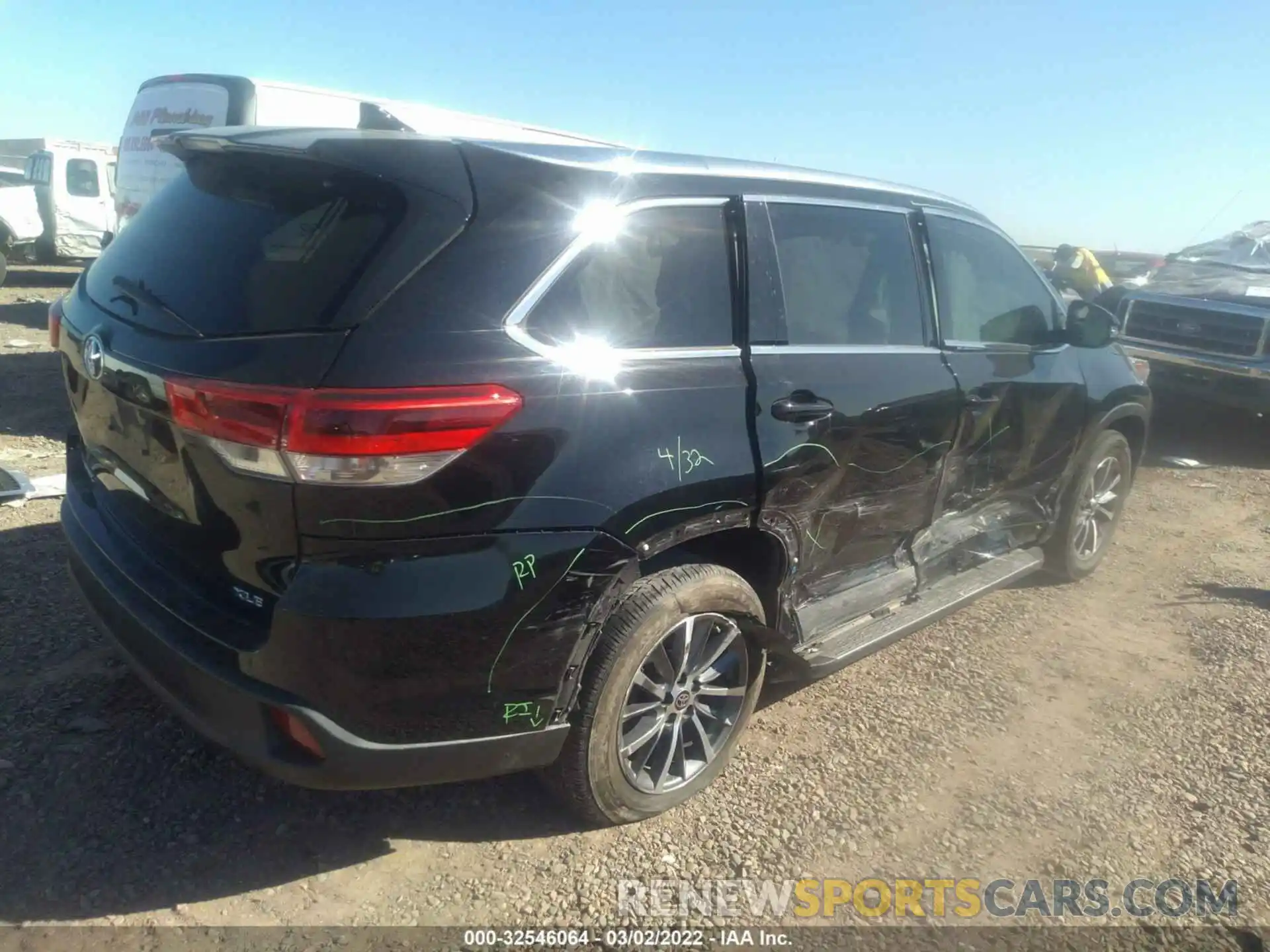 4 Фотография поврежденного автомобиля 5TDKZRFH8KS574443 TOYOTA HIGHLANDER 2019