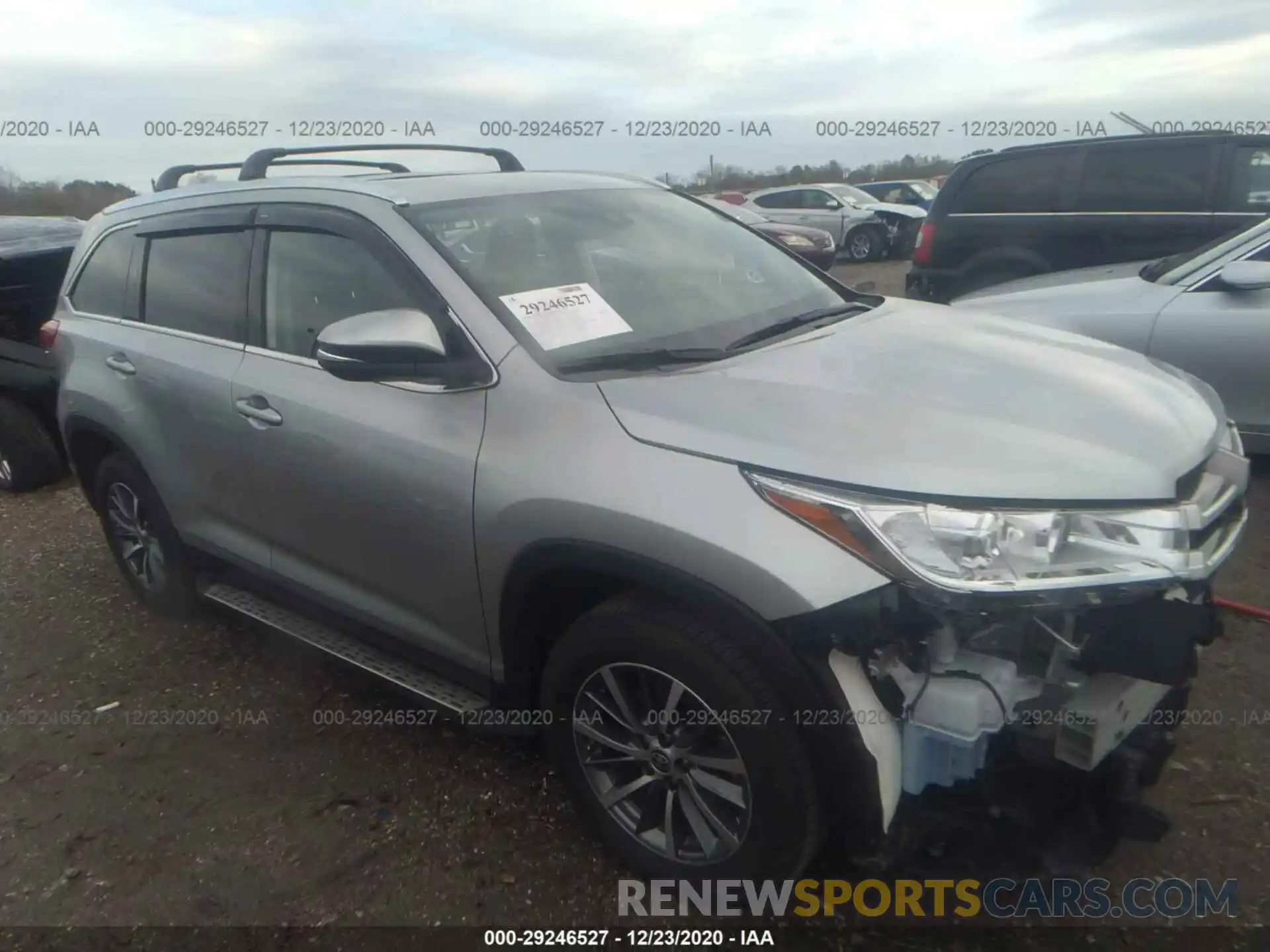 1 Photograph of a damaged car 5TDKZRFH8KS575110 TOYOTA HIGHLANDER 2019