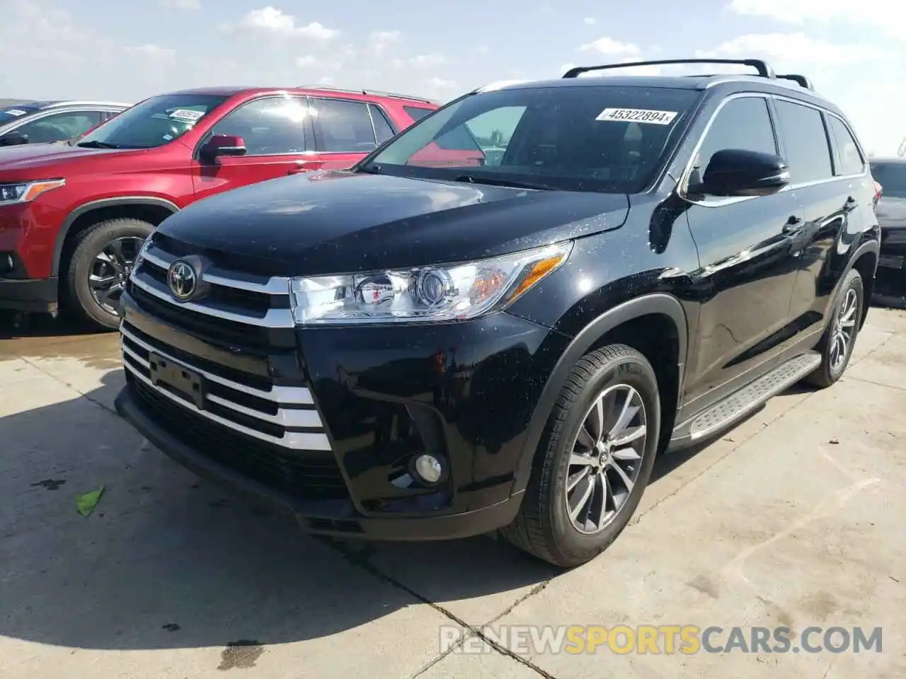 1 Фотография поврежденного автомобиля 5TDKZRFH9KS300135 TOYOTA HIGHLANDER 2019