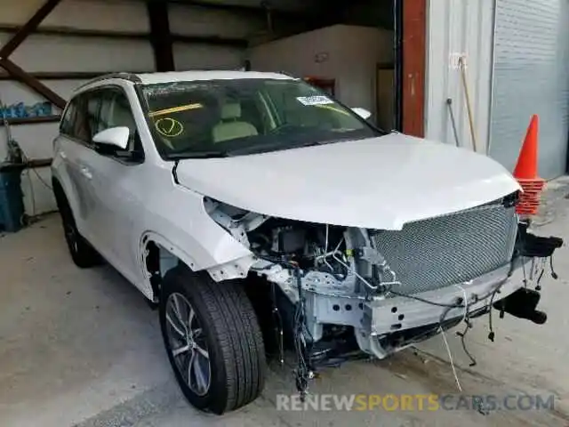 1 Photograph of a damaged car 5TDKZRFH9KS303164 TOYOTA HIGHLANDER 2019