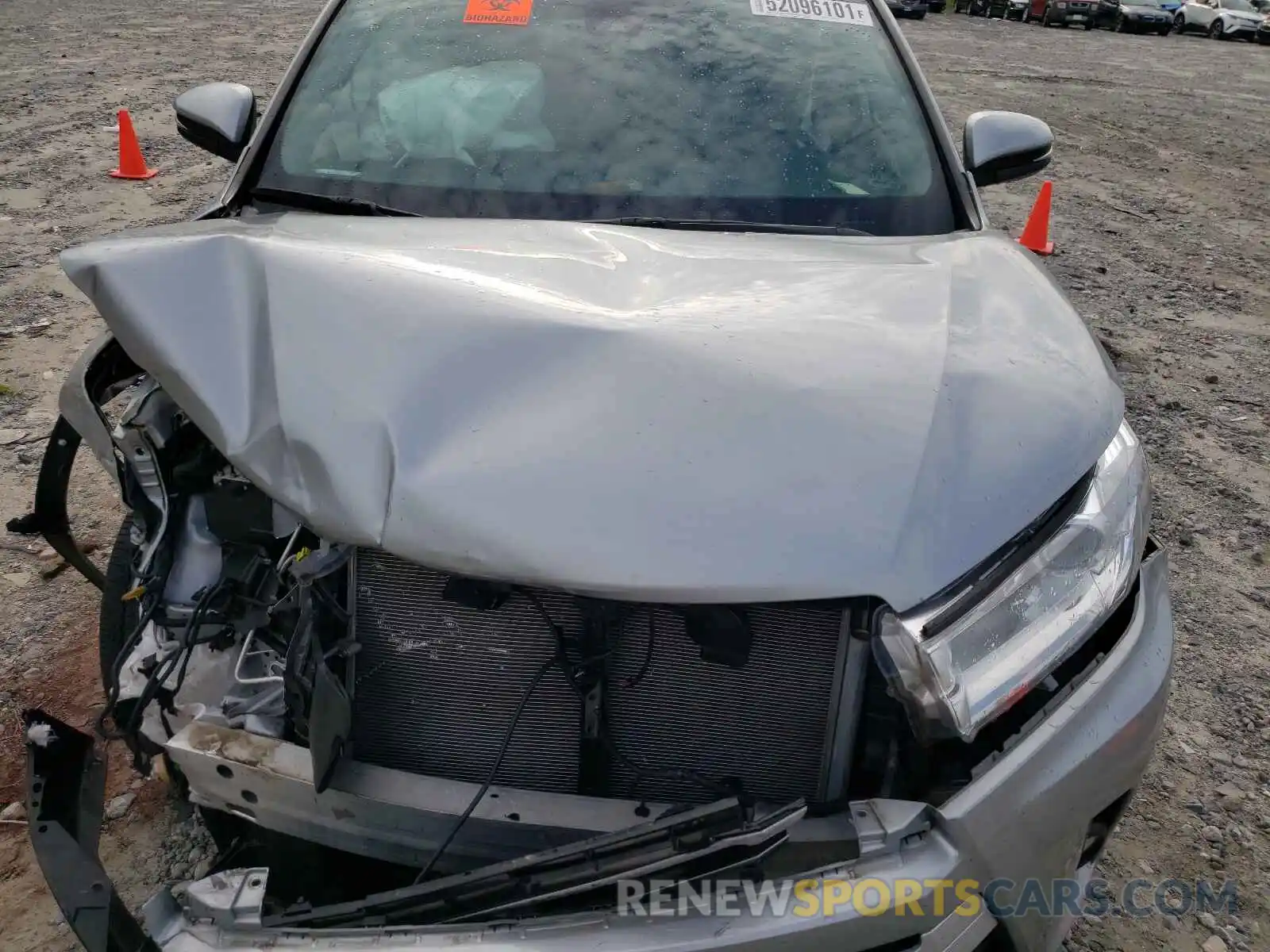 7 Photograph of a damaged car 5TDKZRFH9KS321082 TOYOTA HIGHLANDER 2019