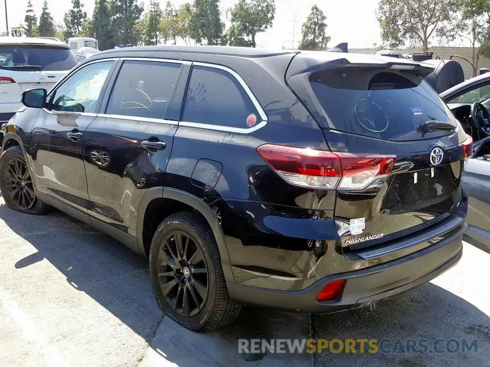 3 Фотография поврежденного автомобиля 5TDKZRFH9KS340344 TOYOTA HIGHLANDER 2019