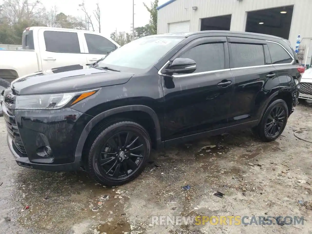 1 Photograph of a damaged car 5TDKZRFH9KS357533 TOYOTA HIGHLANDER 2019