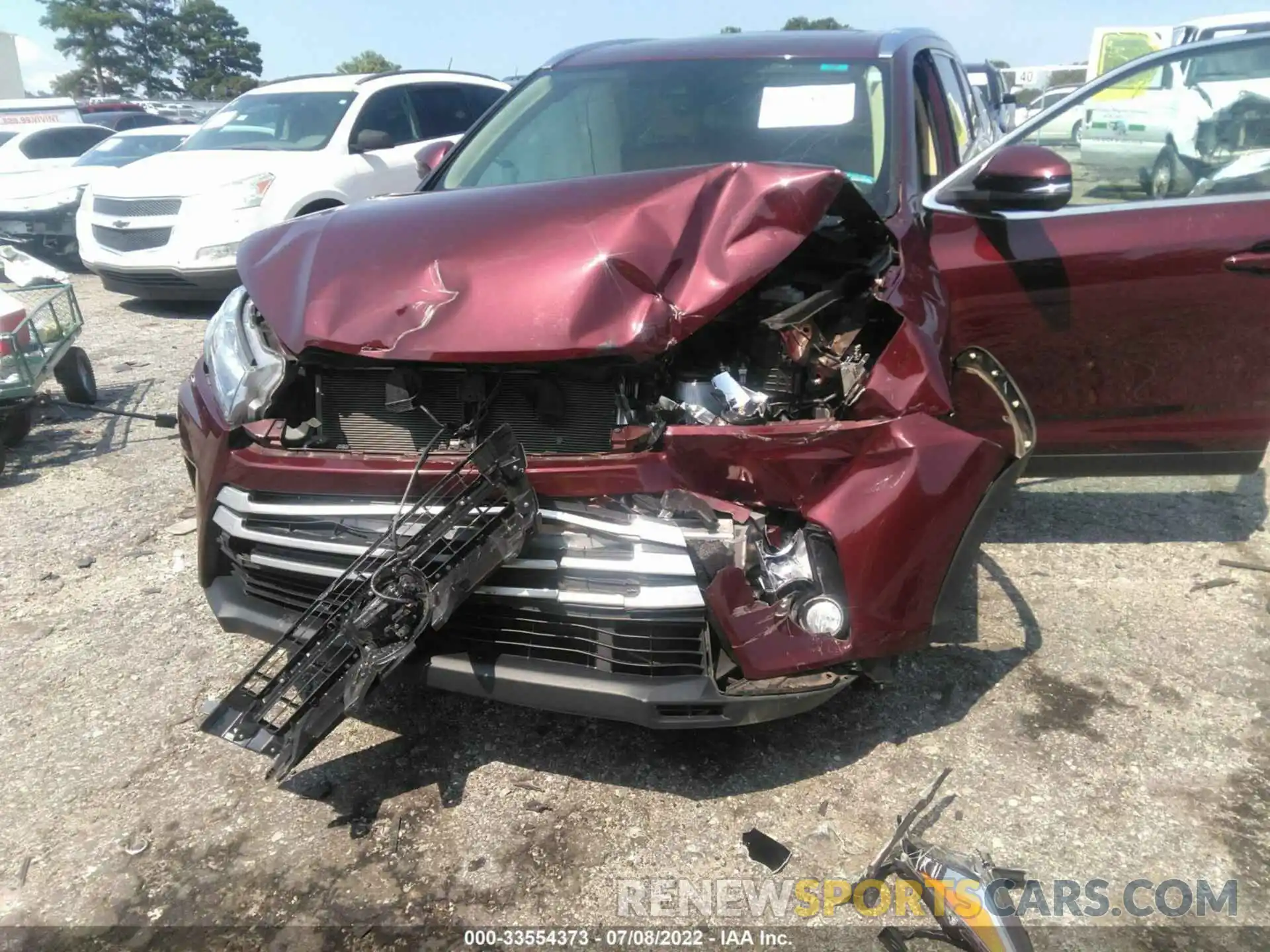 6 Photograph of a damaged car 5TDKZRFH9KS369066 TOYOTA HIGHLANDER 2019