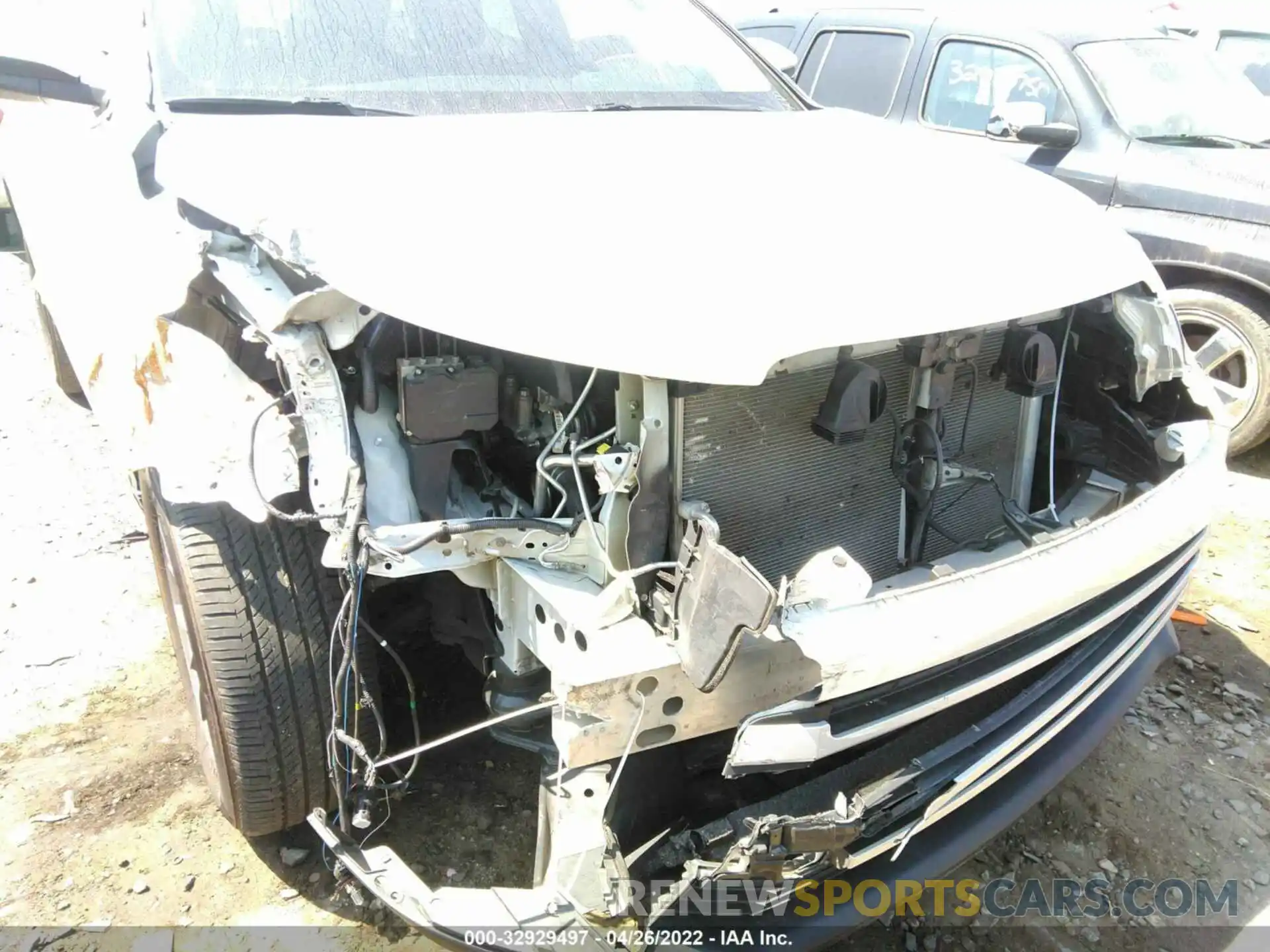 6 Photograph of a damaged car 5TDKZRFH9KS559613 TOYOTA HIGHLANDER 2019