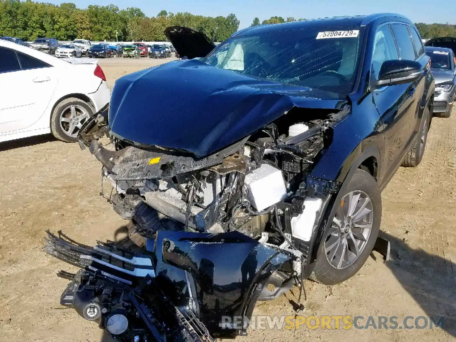 2 Photograph of a damaged car 5TDKZRFH9KS559952 TOYOTA HIGHLANDER 2019