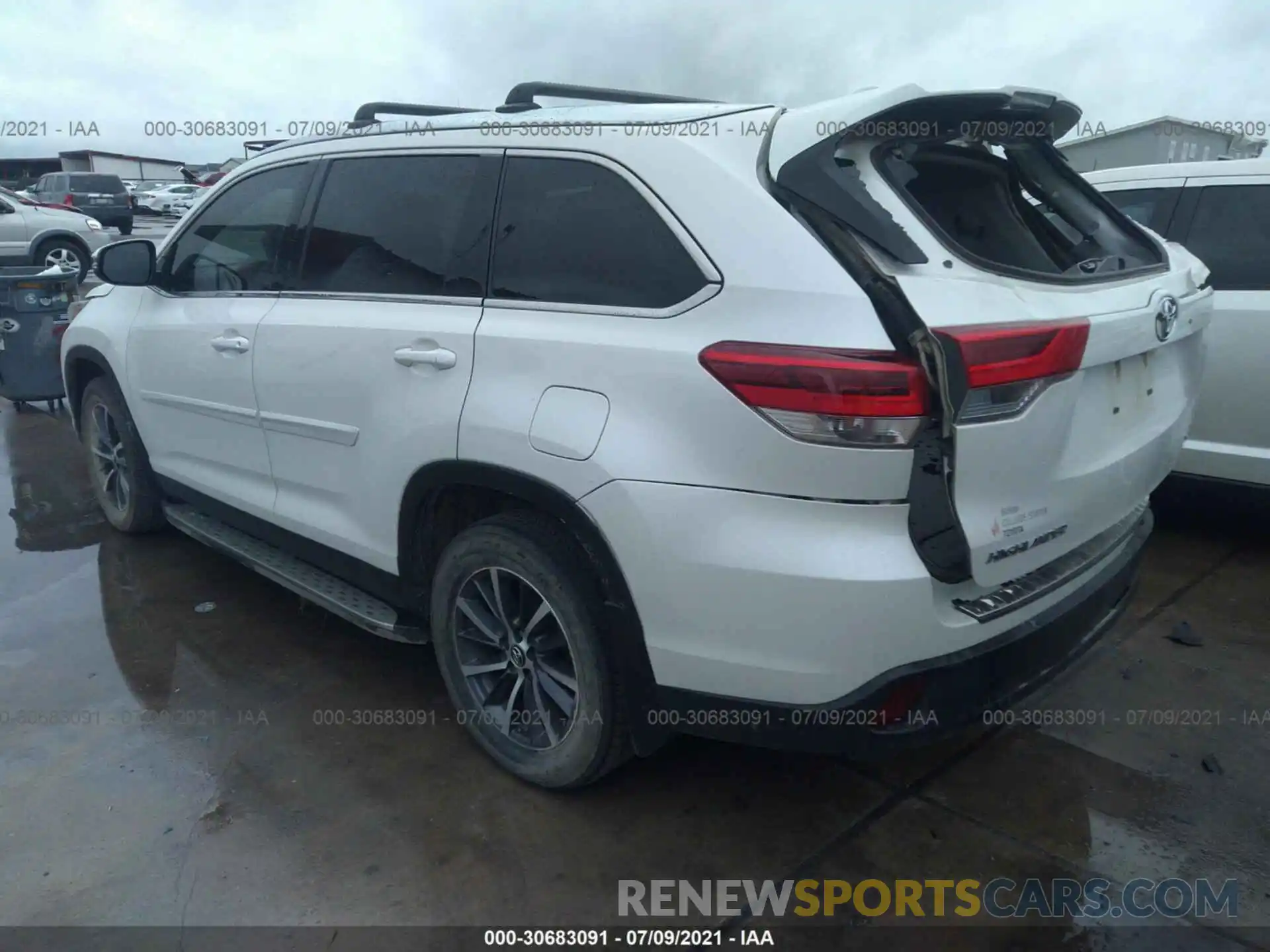 3 Фотография поврежденного автомобиля 5TDKZRFH9KS565797 TOYOTA HIGHLANDER 2019