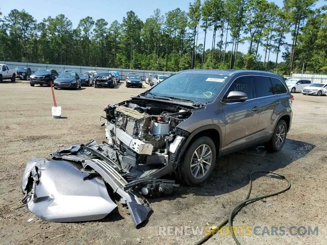 9 Photograph of a damaged car 5TDKZRFH9KS572989 TOYOTA HIGHLANDER 2019