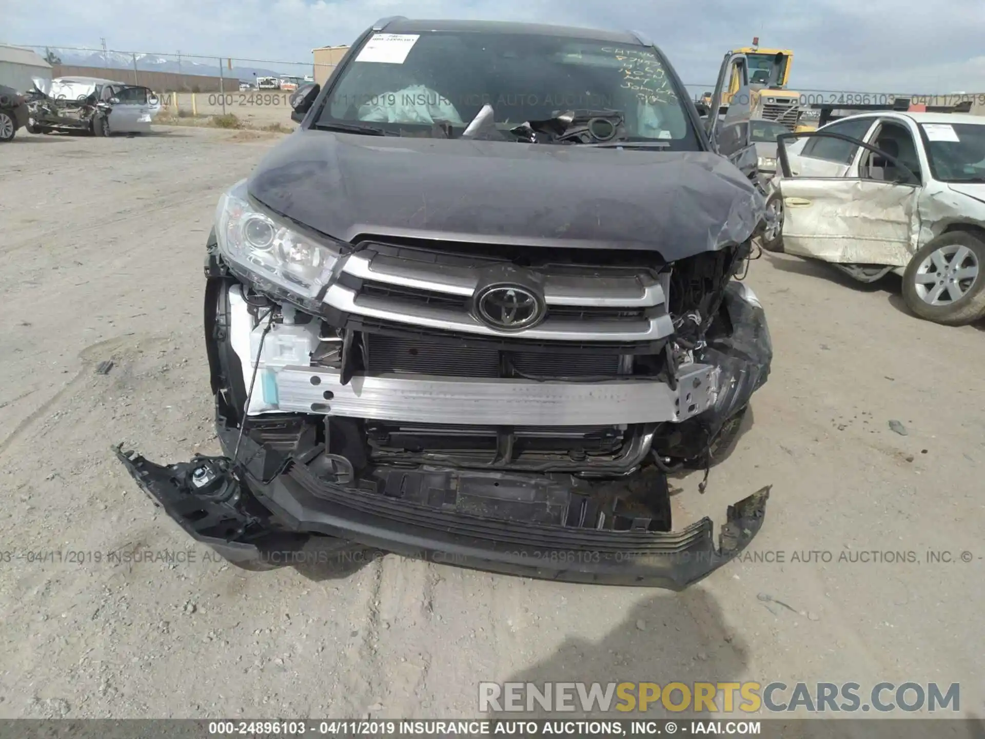 6 Photograph of a damaged car 5TDKZRFHXKS306459 TOYOTA HIGHLANDER 2019