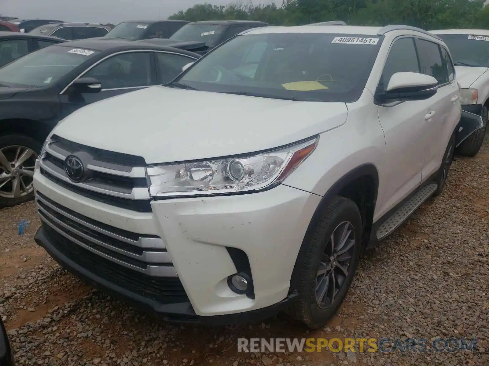 2 Фотография поврежденного автомобиля 5TDKZRFHXKS321933 TOYOTA HIGHLANDER 2019